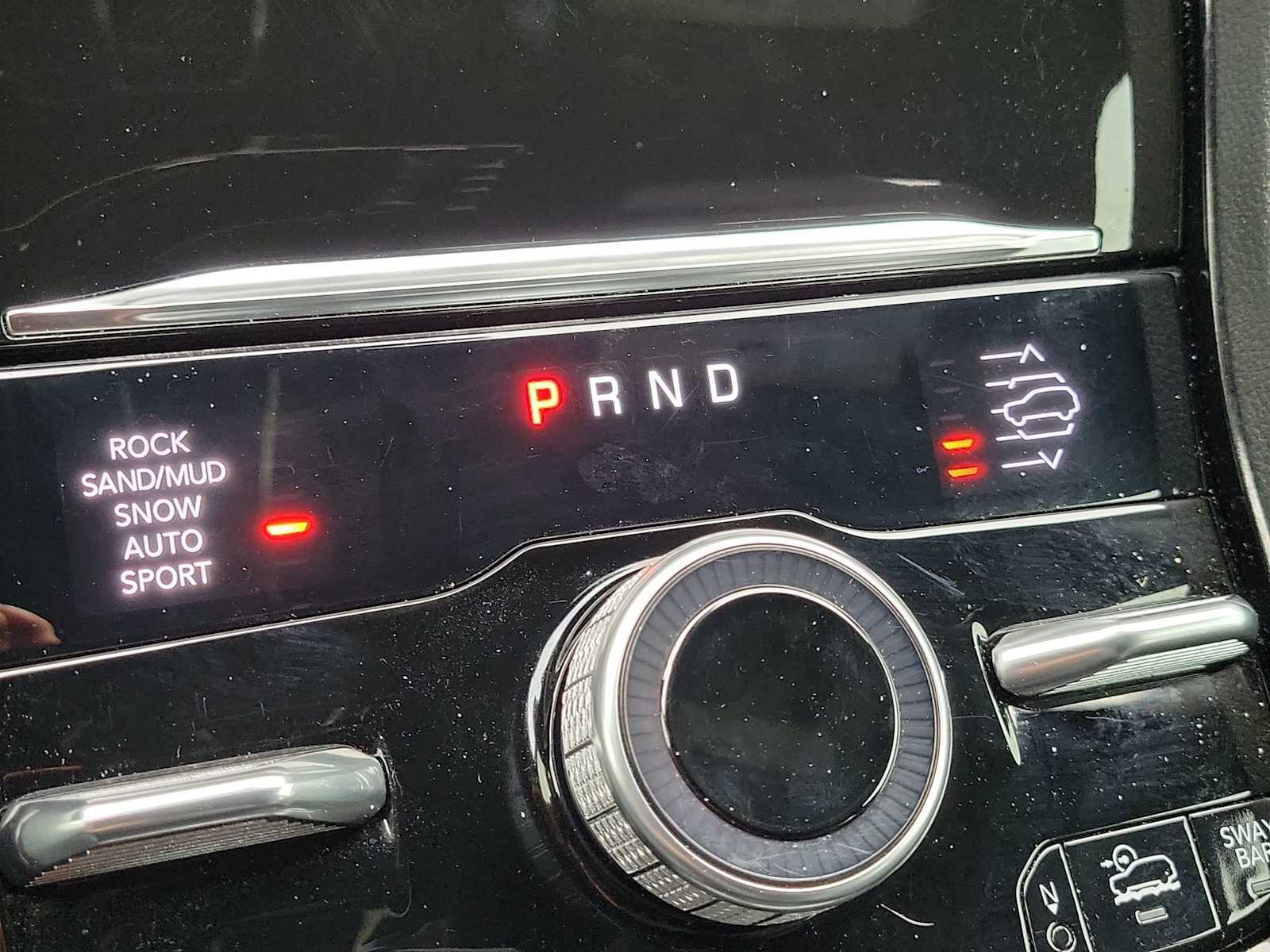 Thumbnail: 2022 Jeep Grand Cherokee - 25