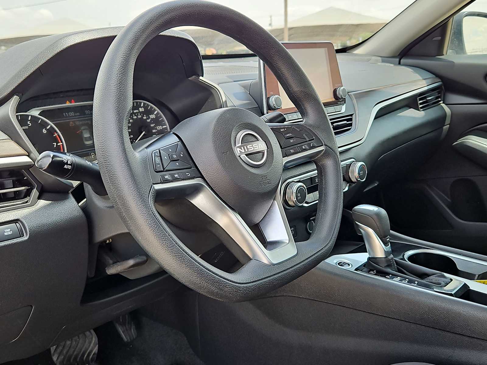 Thumbnail: 2024 Nissan Altima - 10