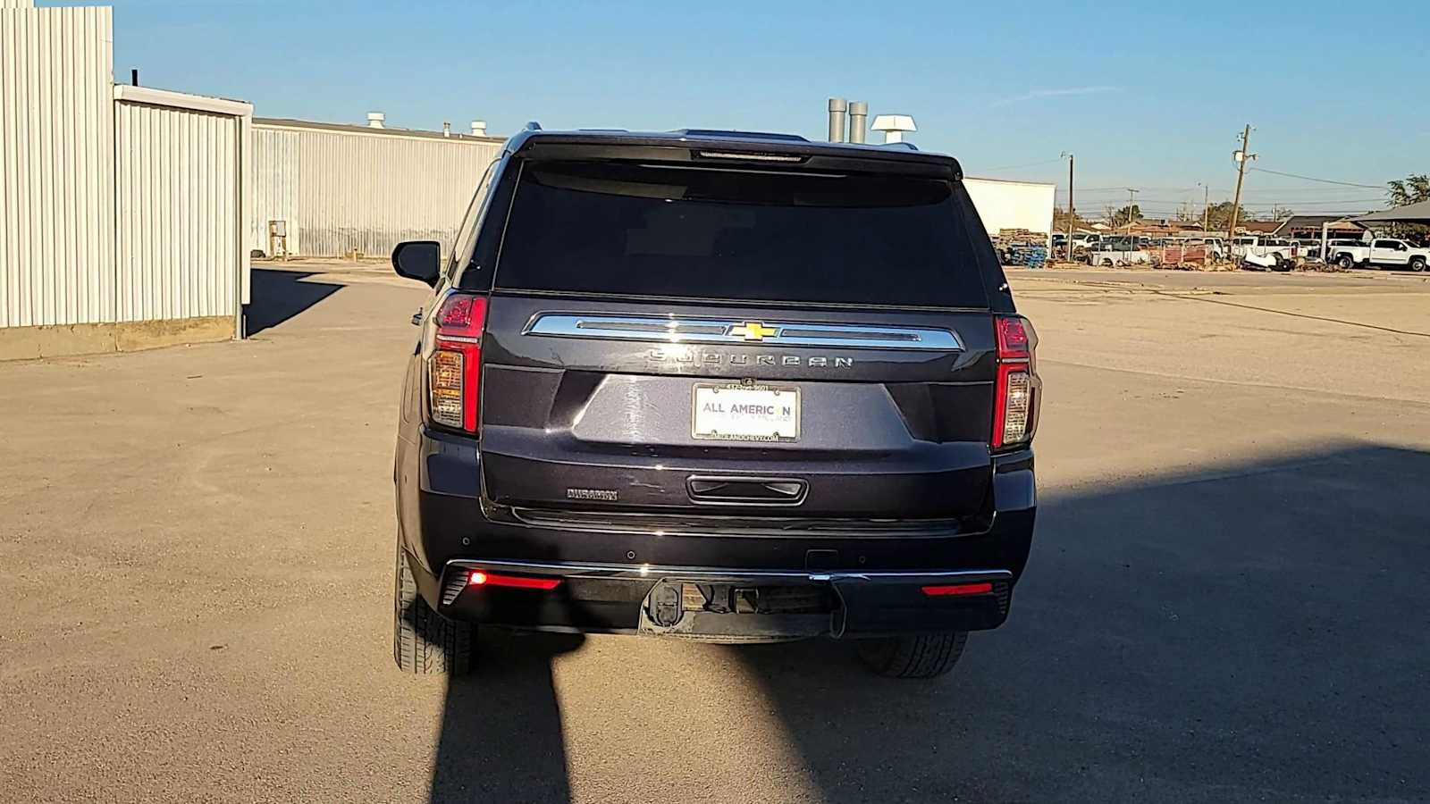 Thumbnail: 2023 Chevrolet Suburban - 6