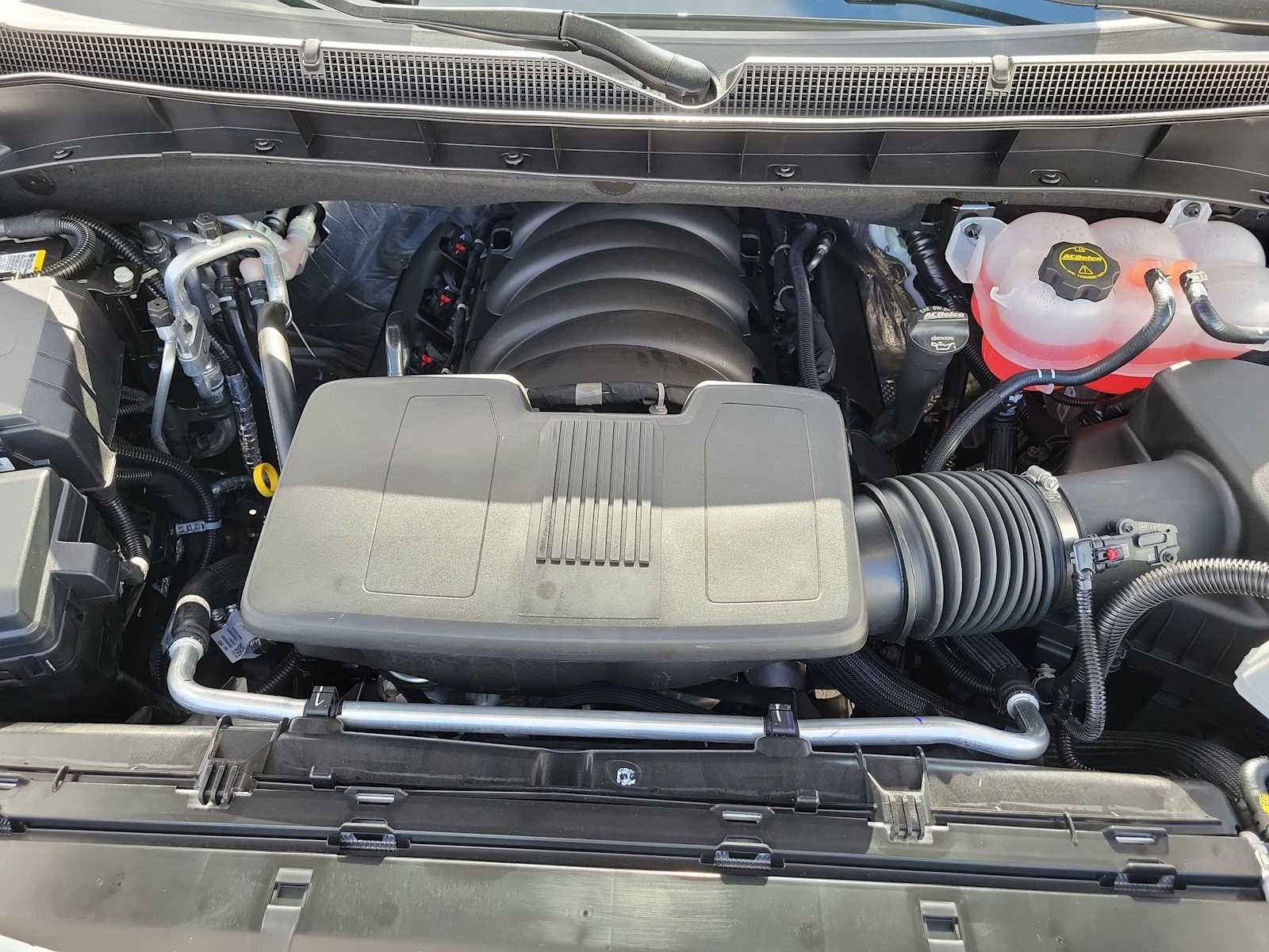 Thumbnail: 2026 Chevrolet Tahoe - 13