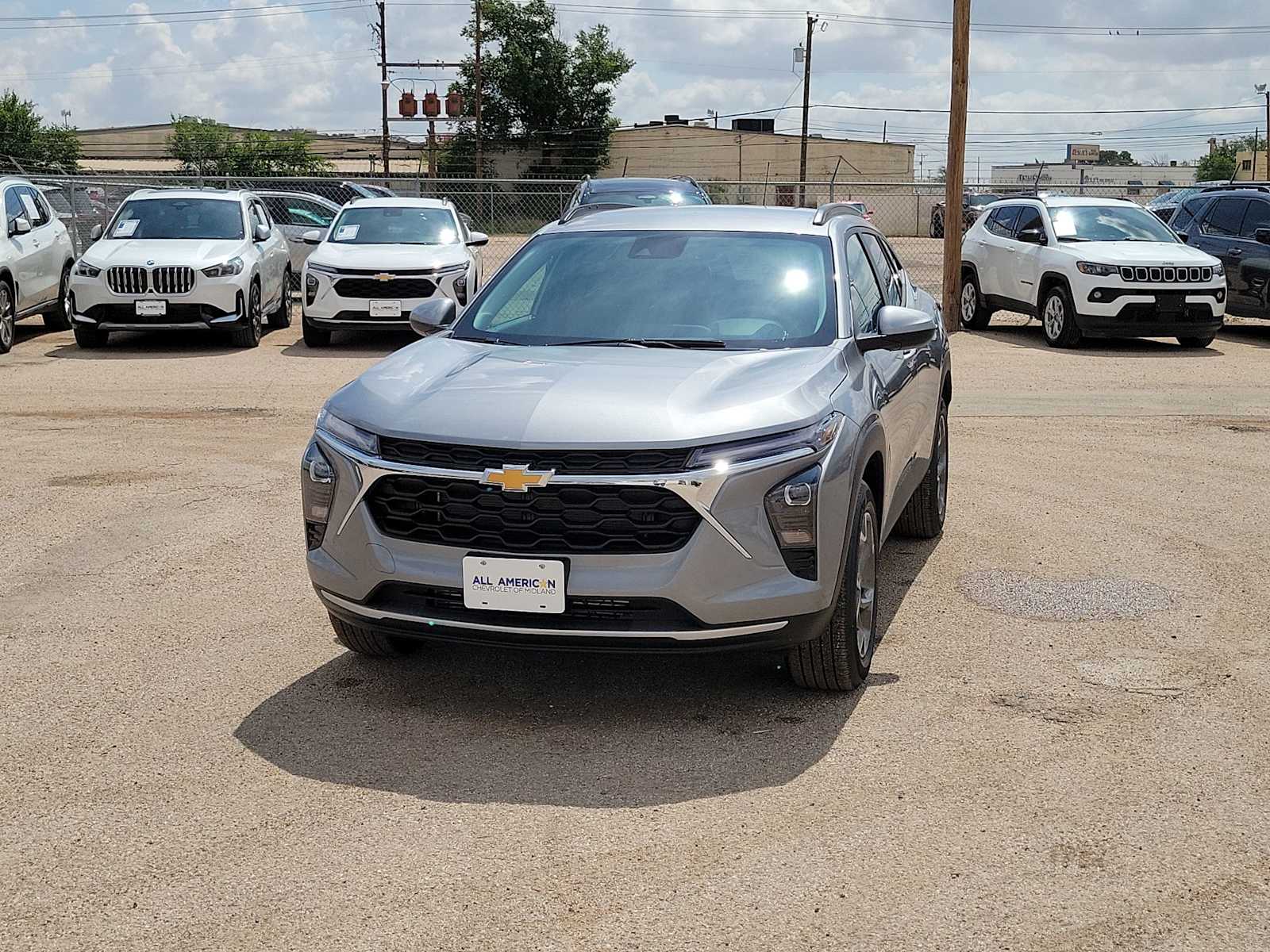Thumbnail: 2026 Chevrolet Trax - 4