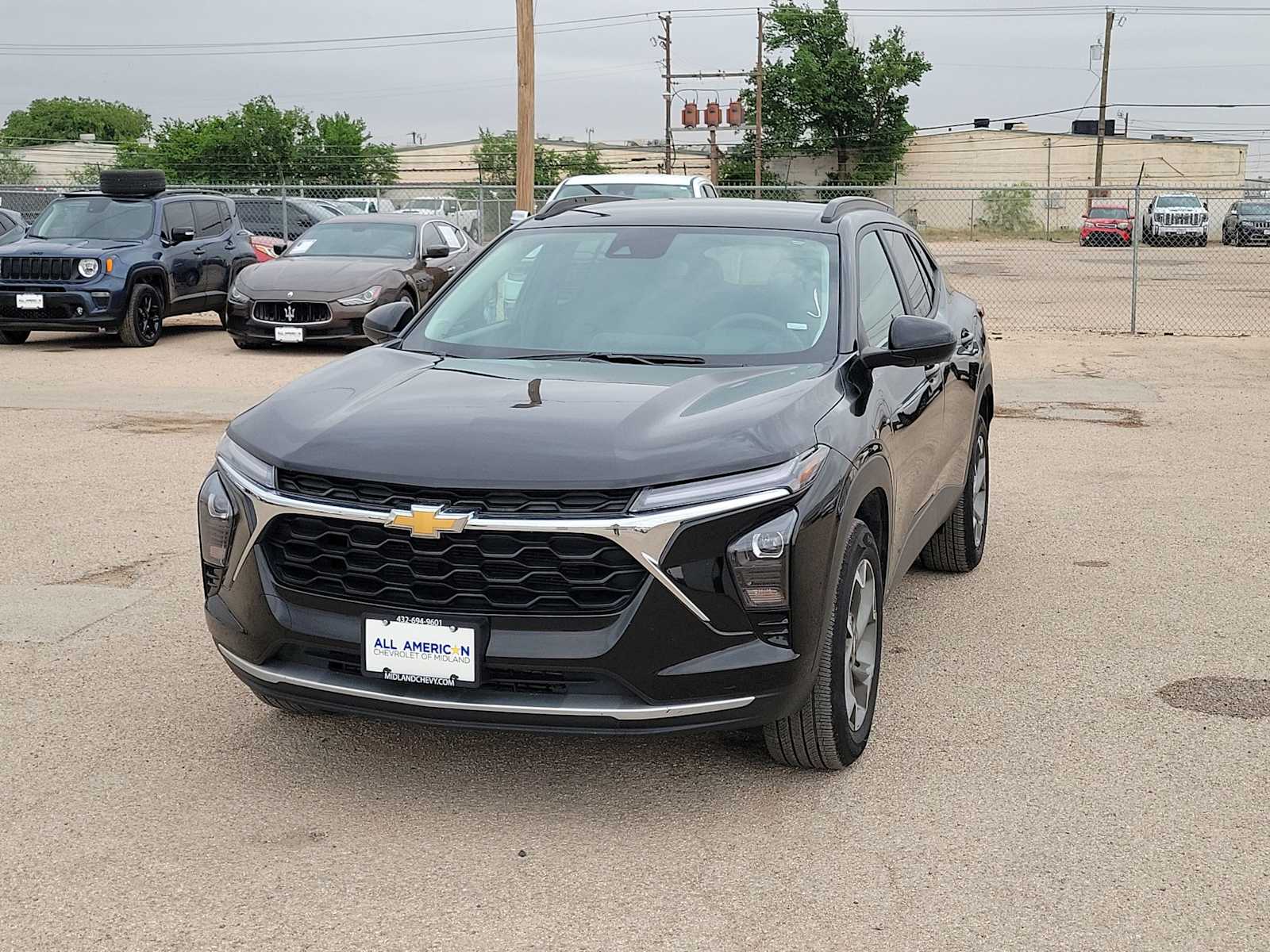 Thumbnail: 2025 Chevrolet Trax - 4