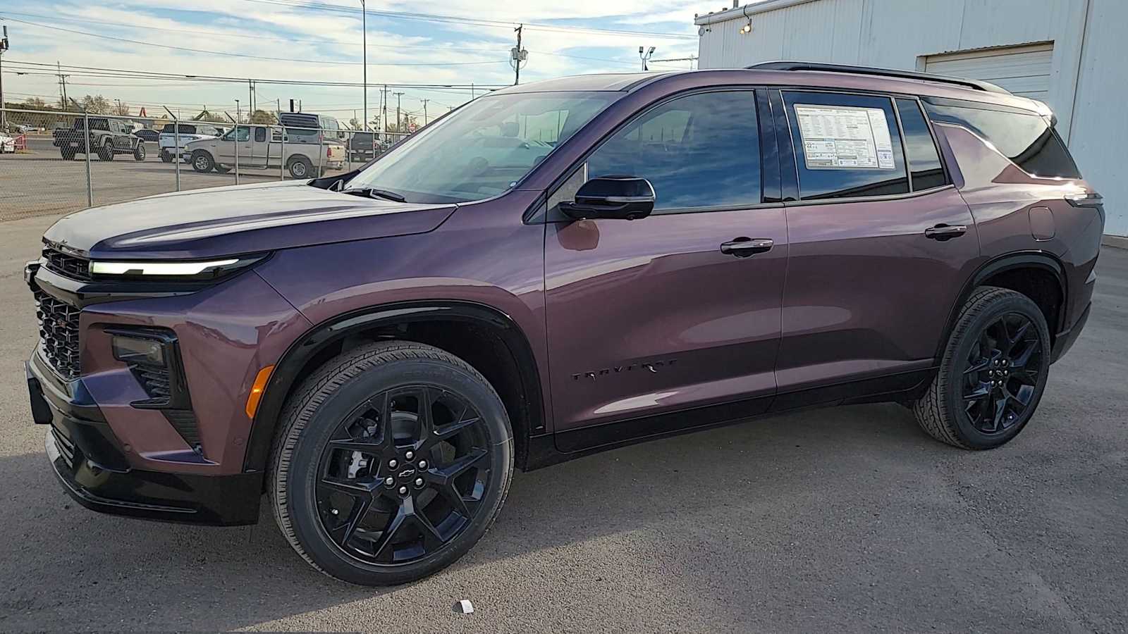 Thumbnail: 2026 Chevrolet Traverse - 4