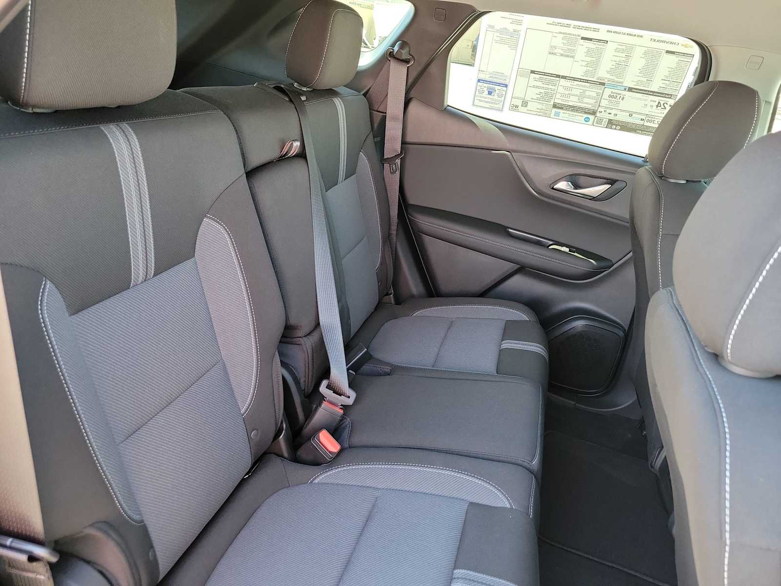 Thumbnail: 2025 Chevrolet Blazer - 21