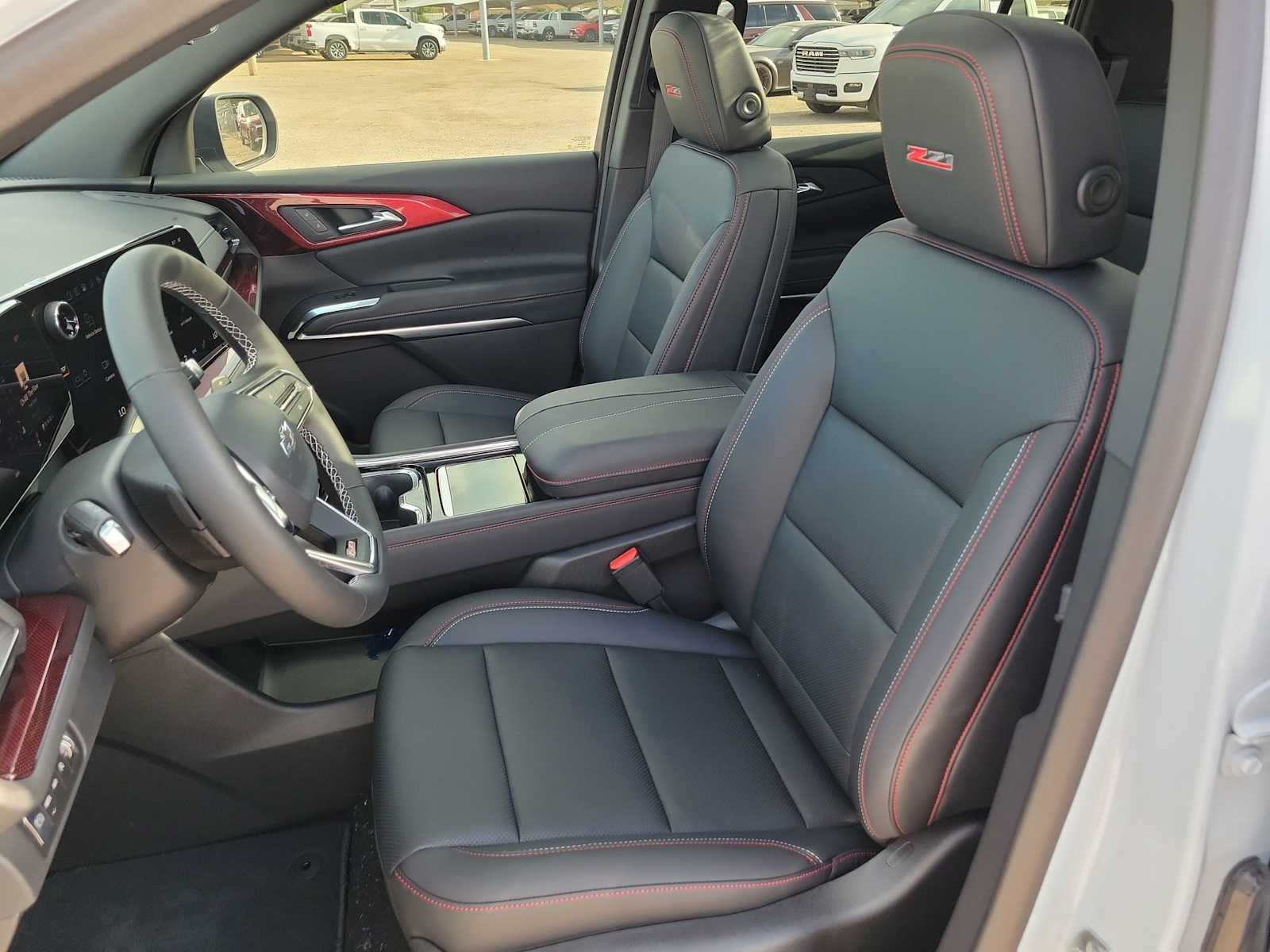 Thumbnail: 2026 Chevrolet Traverse - 15