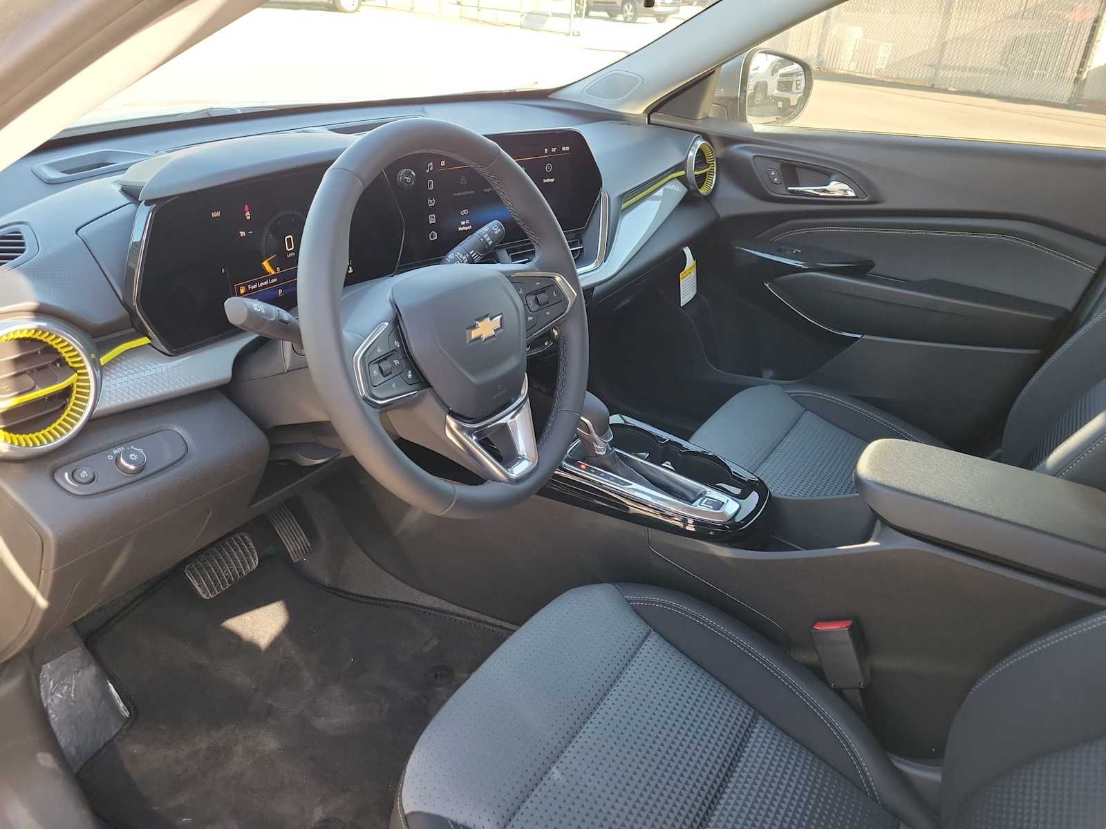 Thumbnail: 2026 Chevrolet Trax - 10