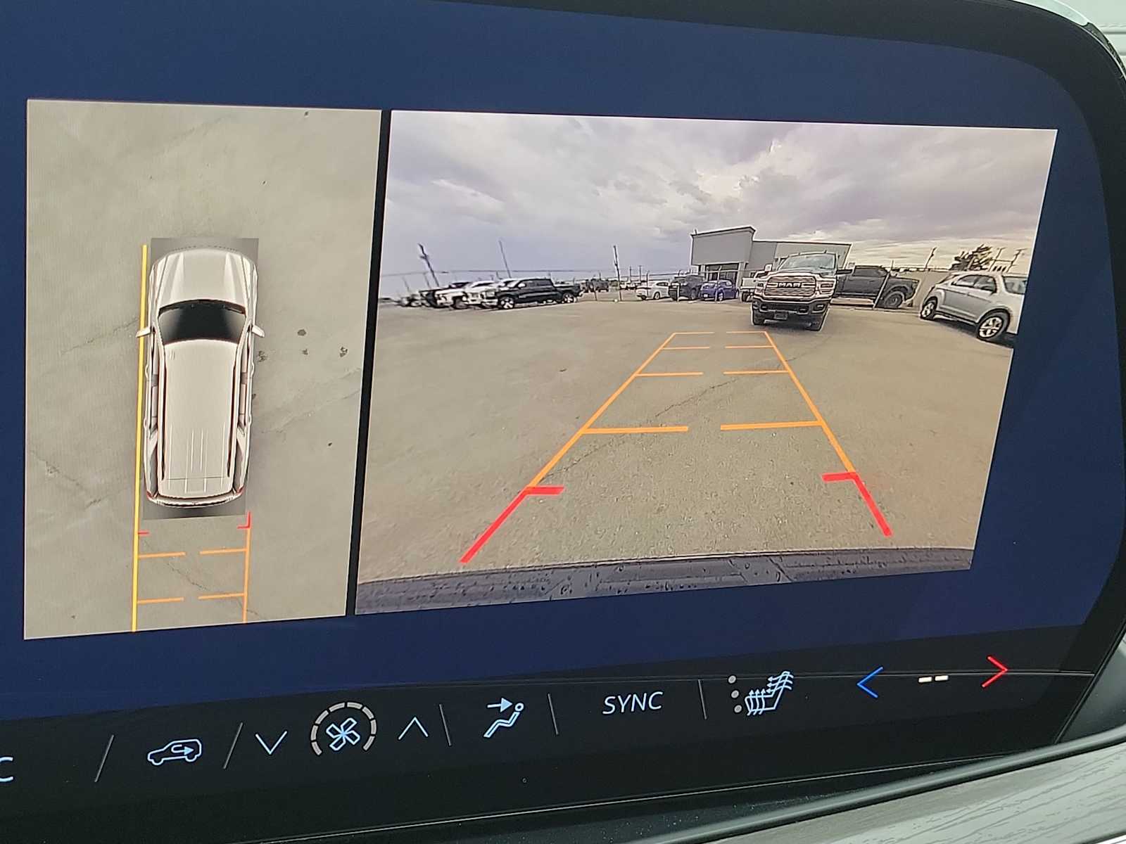 Thumbnail: 2026 Chevrolet Tahoe - 24