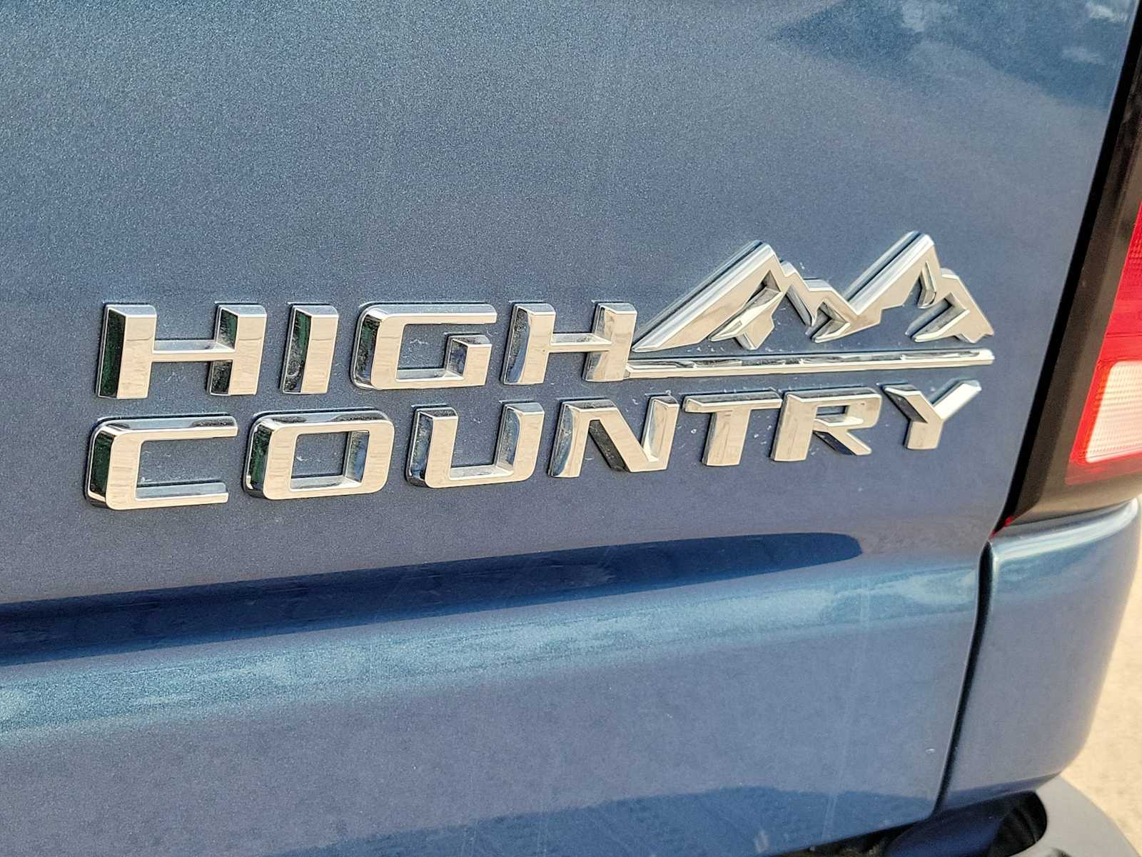Thumbnail: 2026 Chevrolet Silverado 2500 - 11