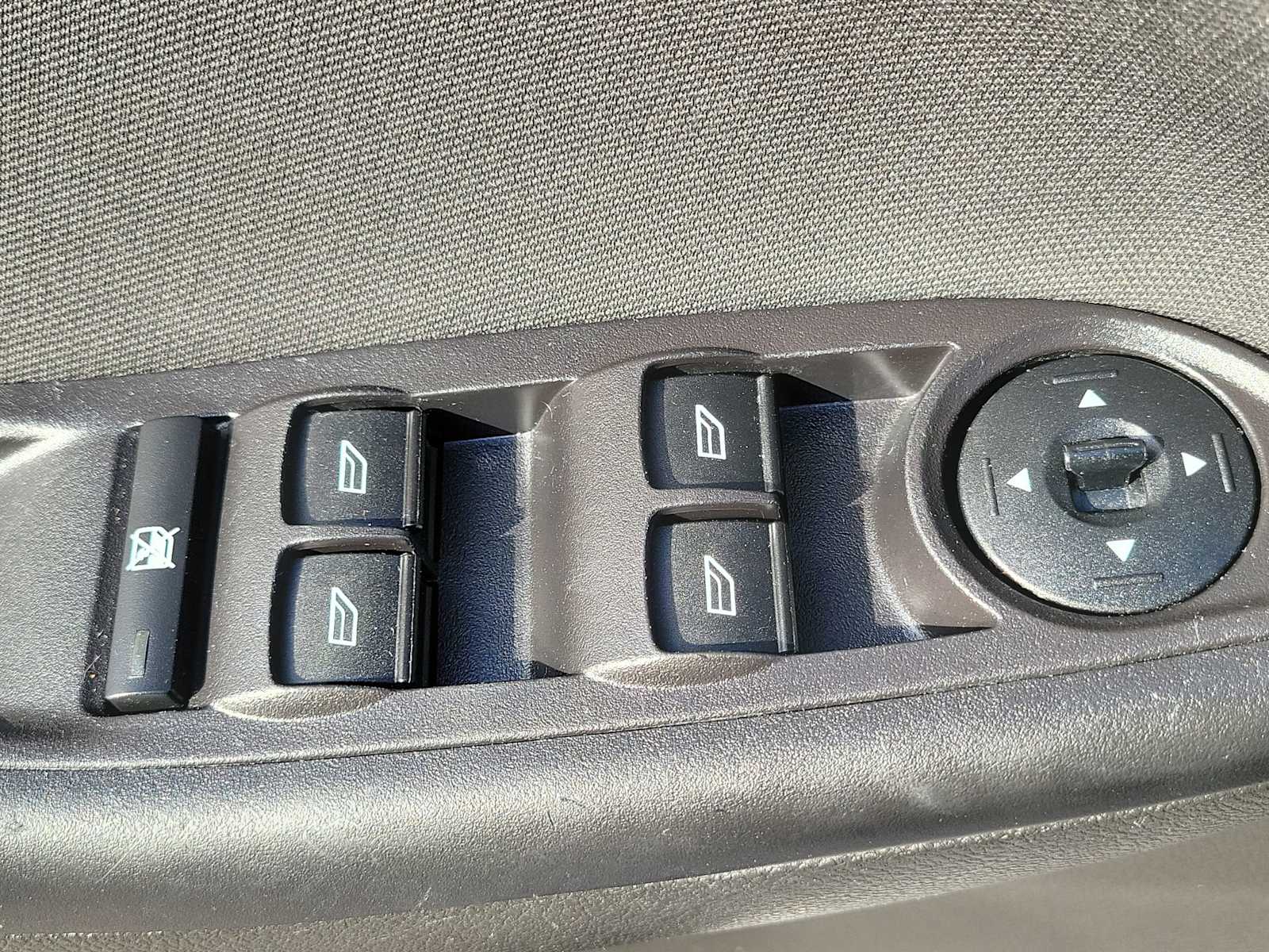 Thumbnail: 2016 Ford Focus - 27