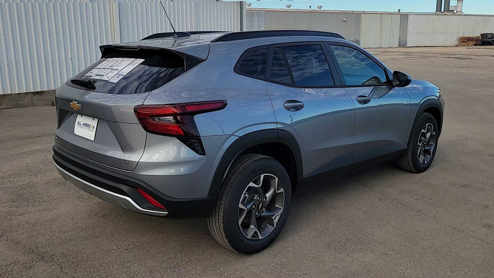 Thumbnail: 2026 Chevrolet Trax - 8