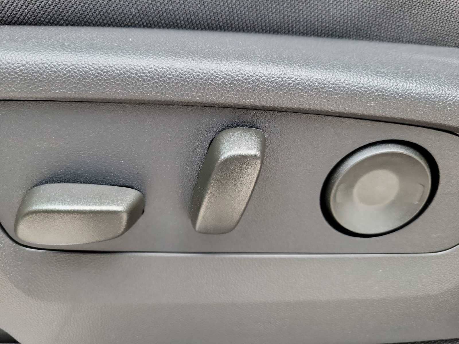 Thumbnail: 2026 Chevrolet Silverado 1500 - 15