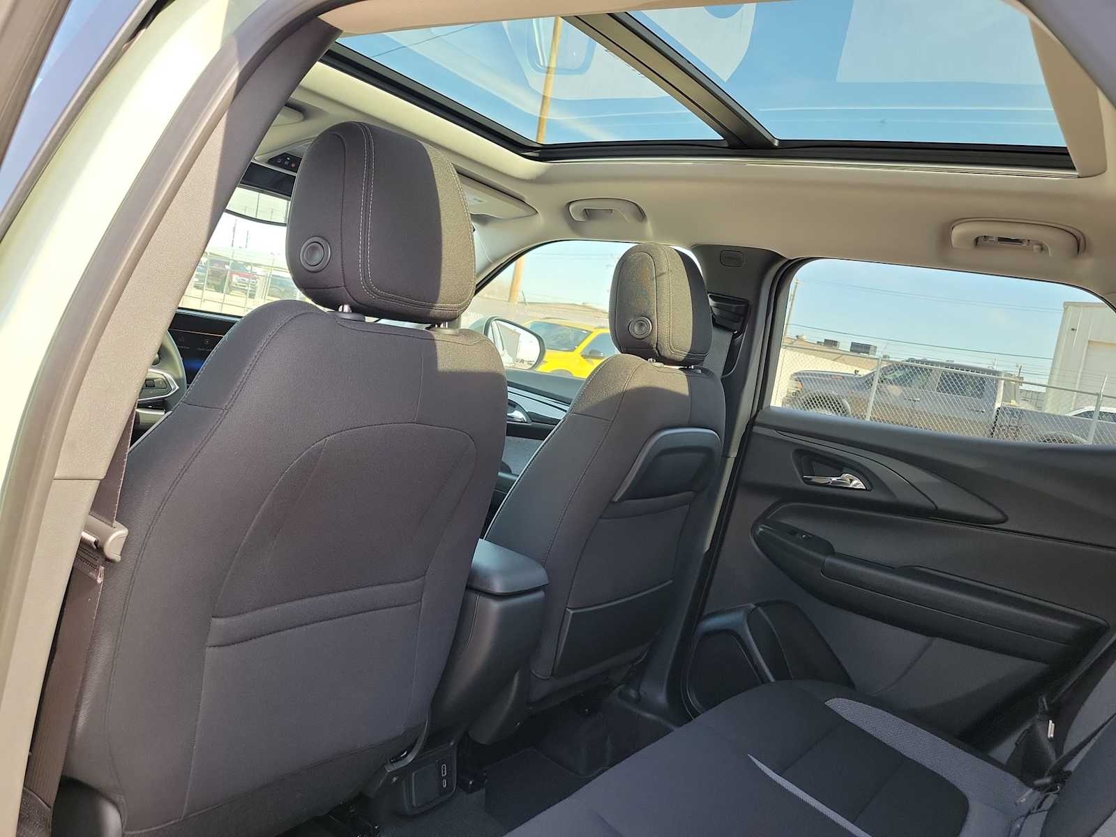 Thumbnail: 2026 Chevrolet TrailBlazer - 16