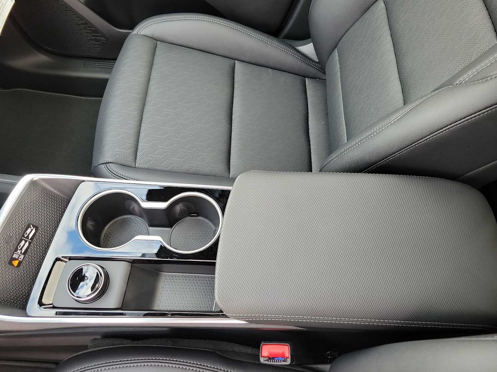 Thumbnail: 2026 Chevrolet Equinox - 24