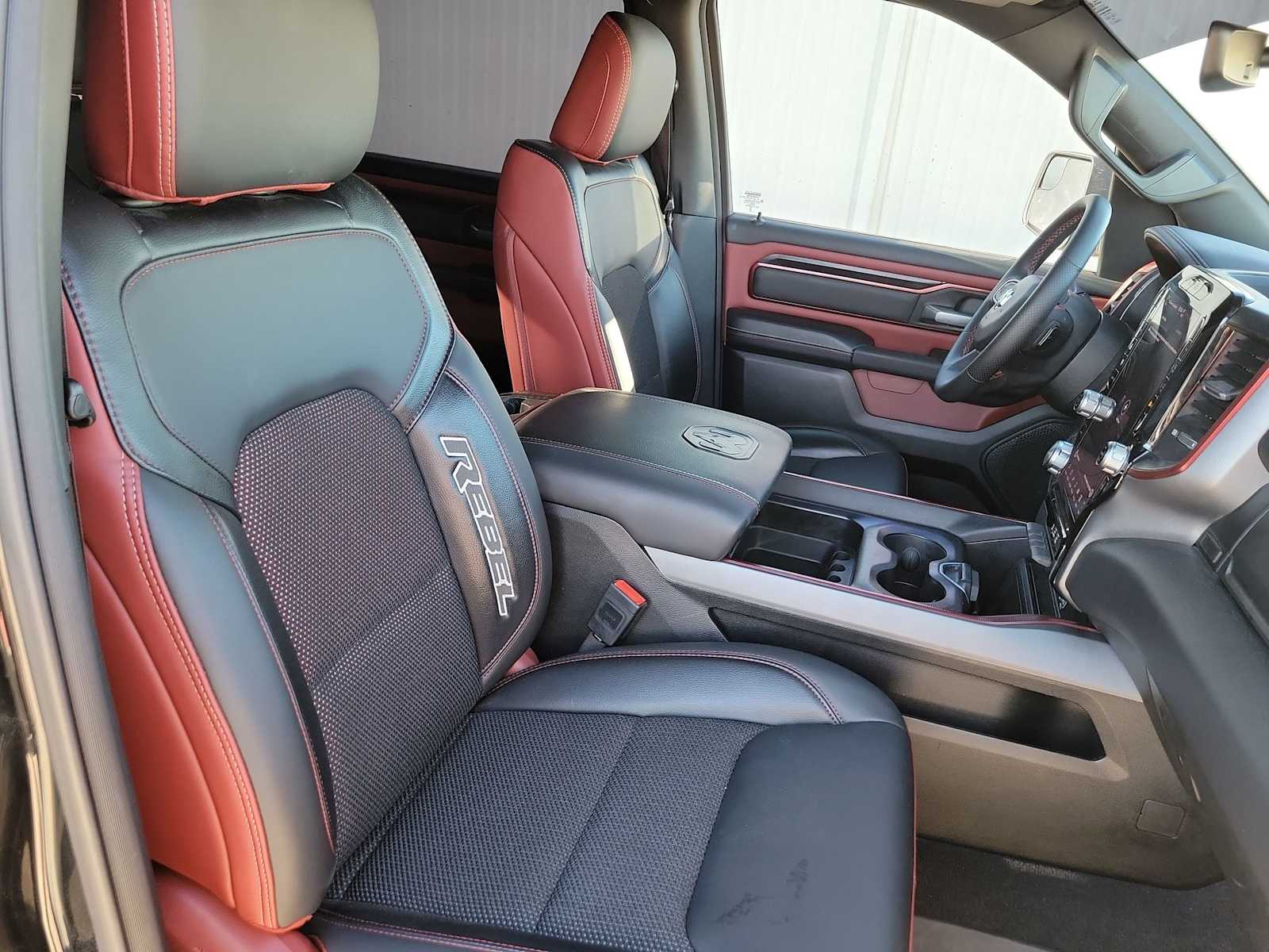 Thumbnail: 2025 RAM 1500 - 22