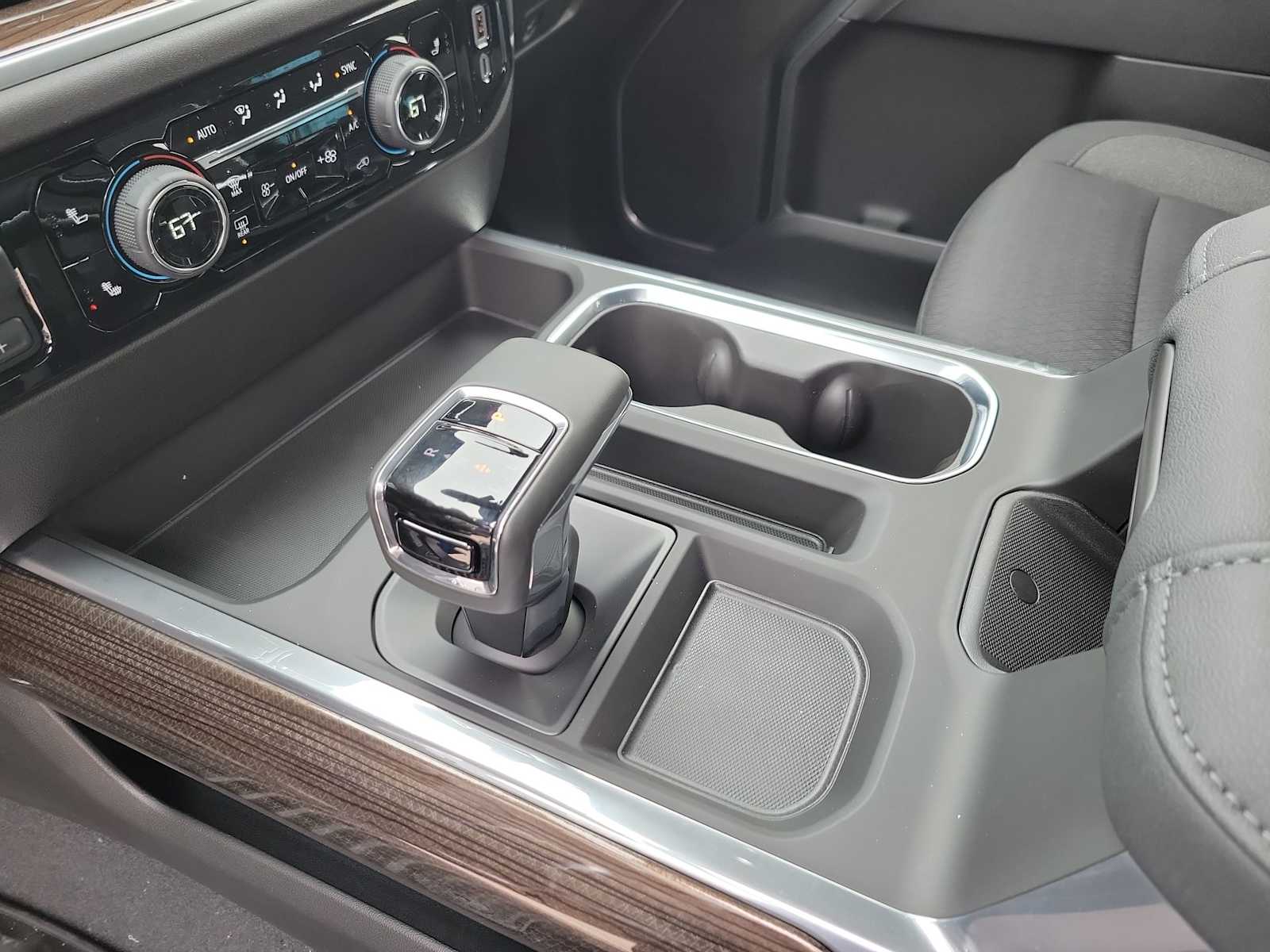 Thumbnail: 2025 Chevrolet Silverado 1500 - 25