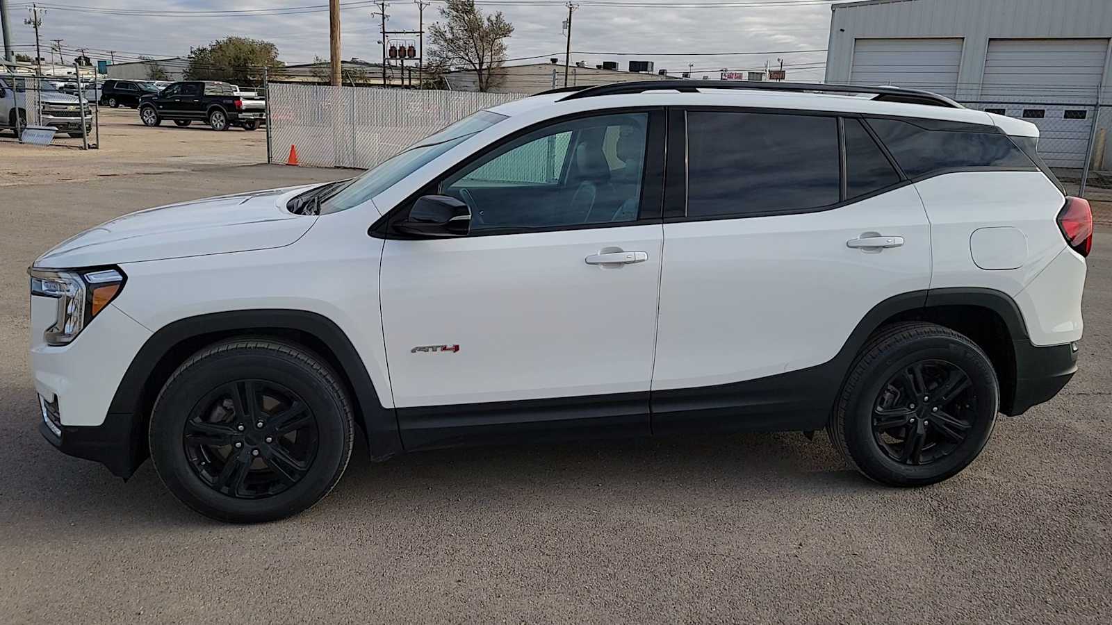 Thumbnail: 2022 GMC Terrain - 5