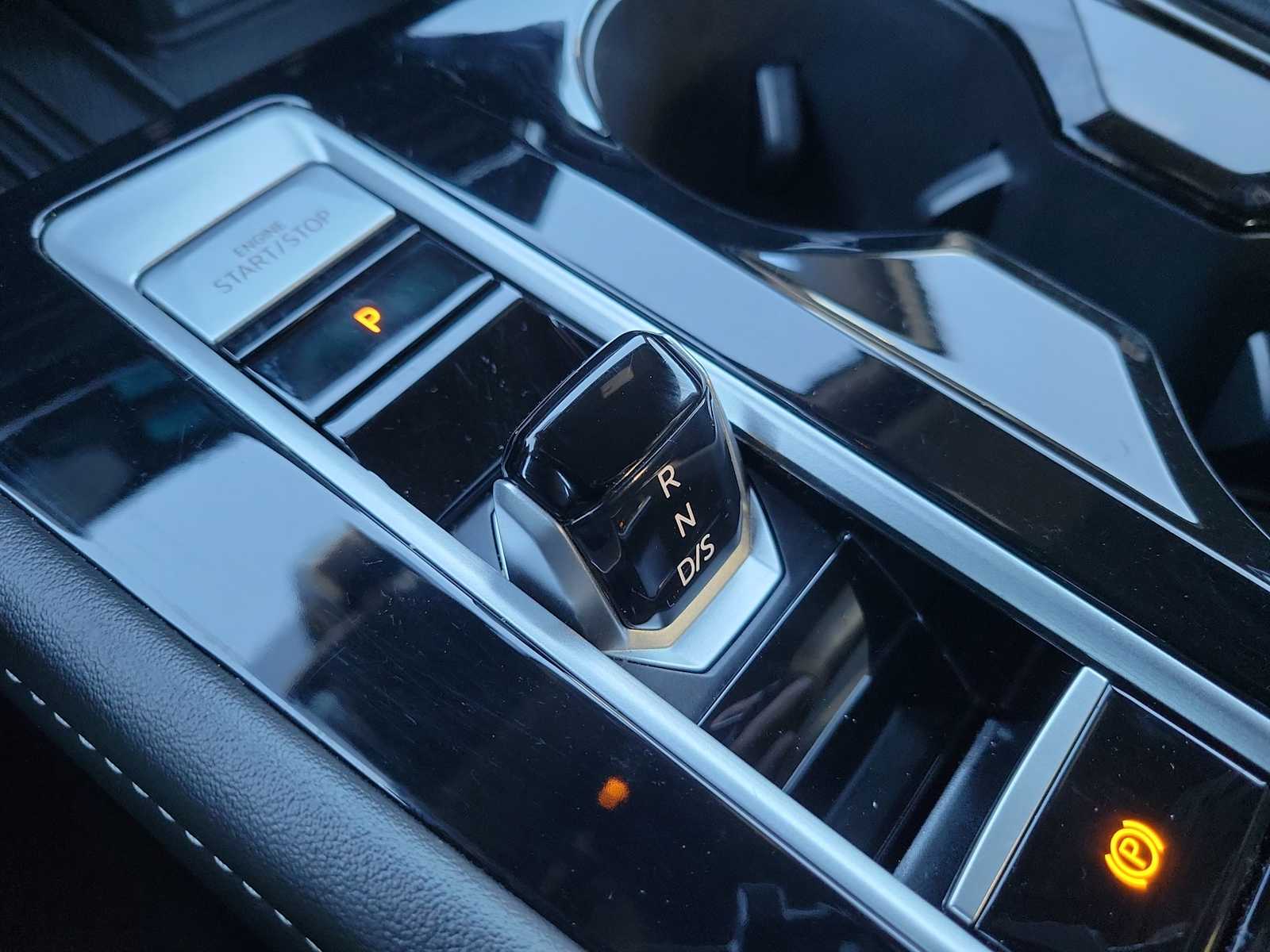 Thumbnail: 2025 Volkswagen Atlas - 25