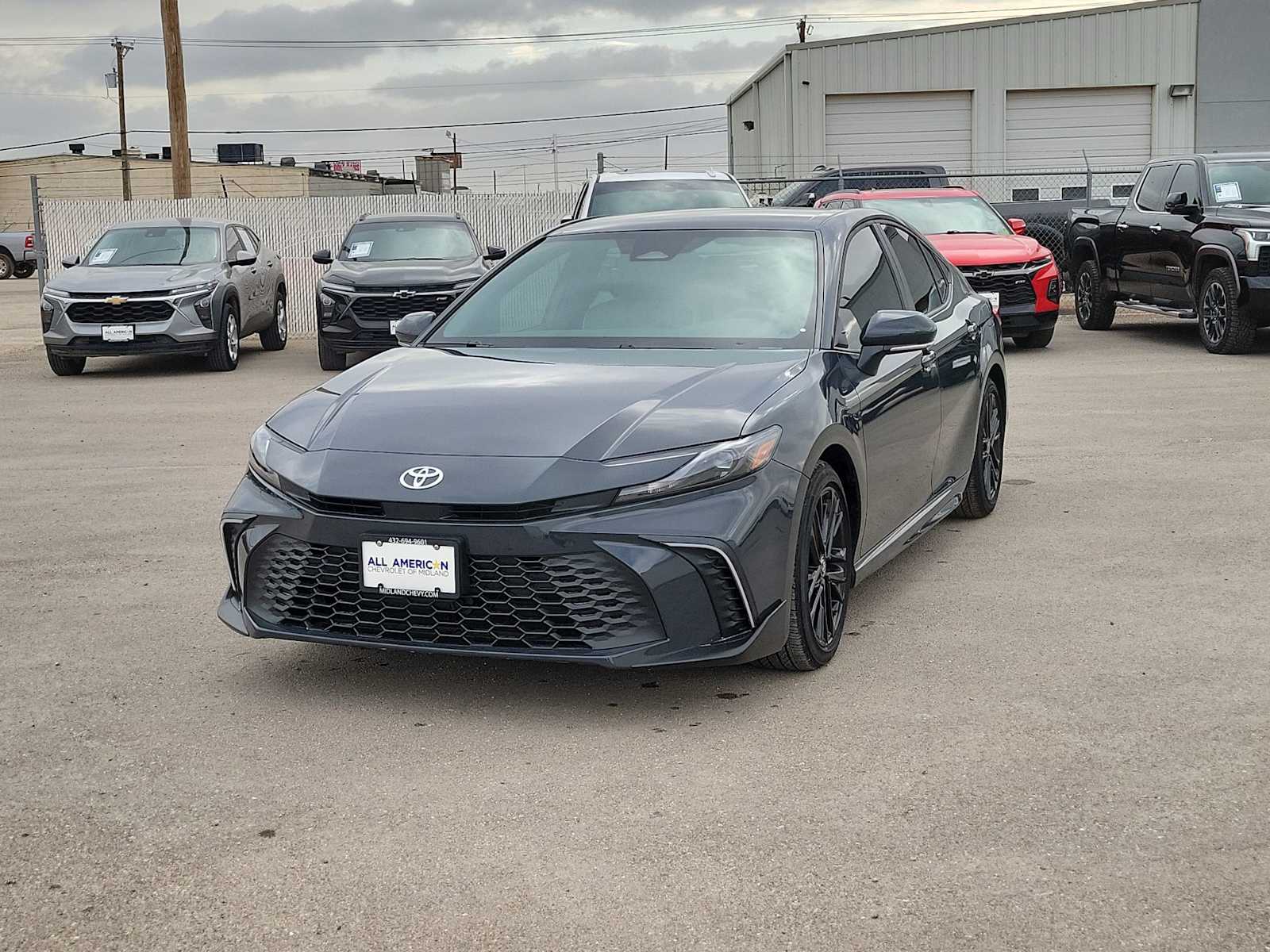 Thumbnail: 2025 Toyota Camry - 4
