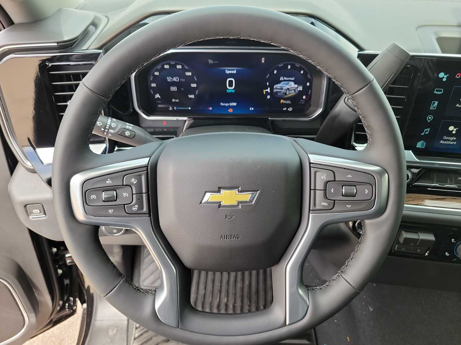 Thumbnail: 2026 Chevrolet Silverado 1500 - 19