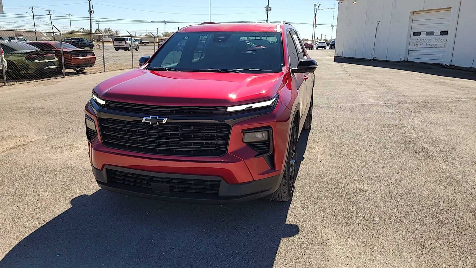 Thumbnail: 2026 Chevrolet Traverse - 3