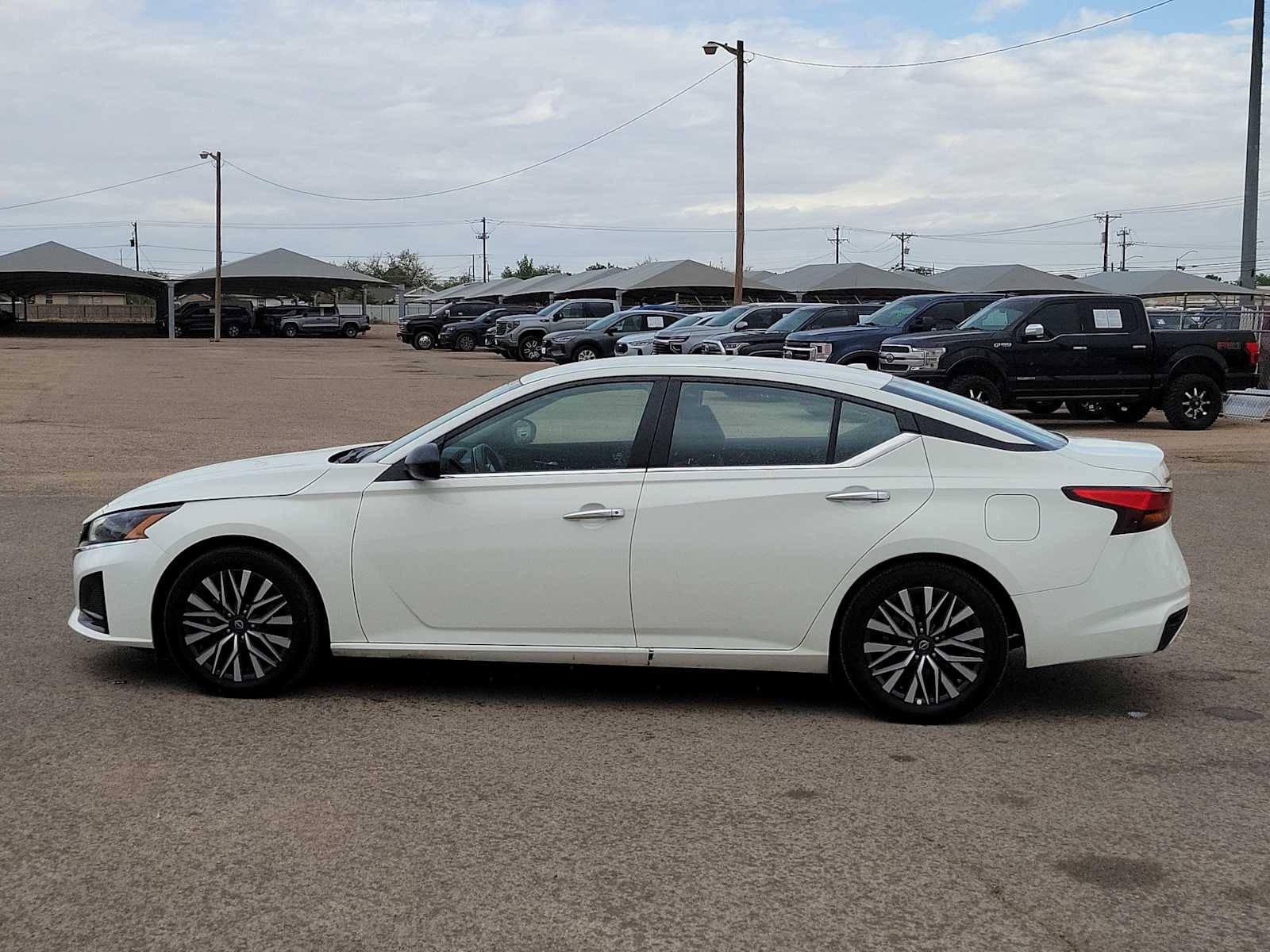 Thumbnail: 2025 Nissan Altima - 5