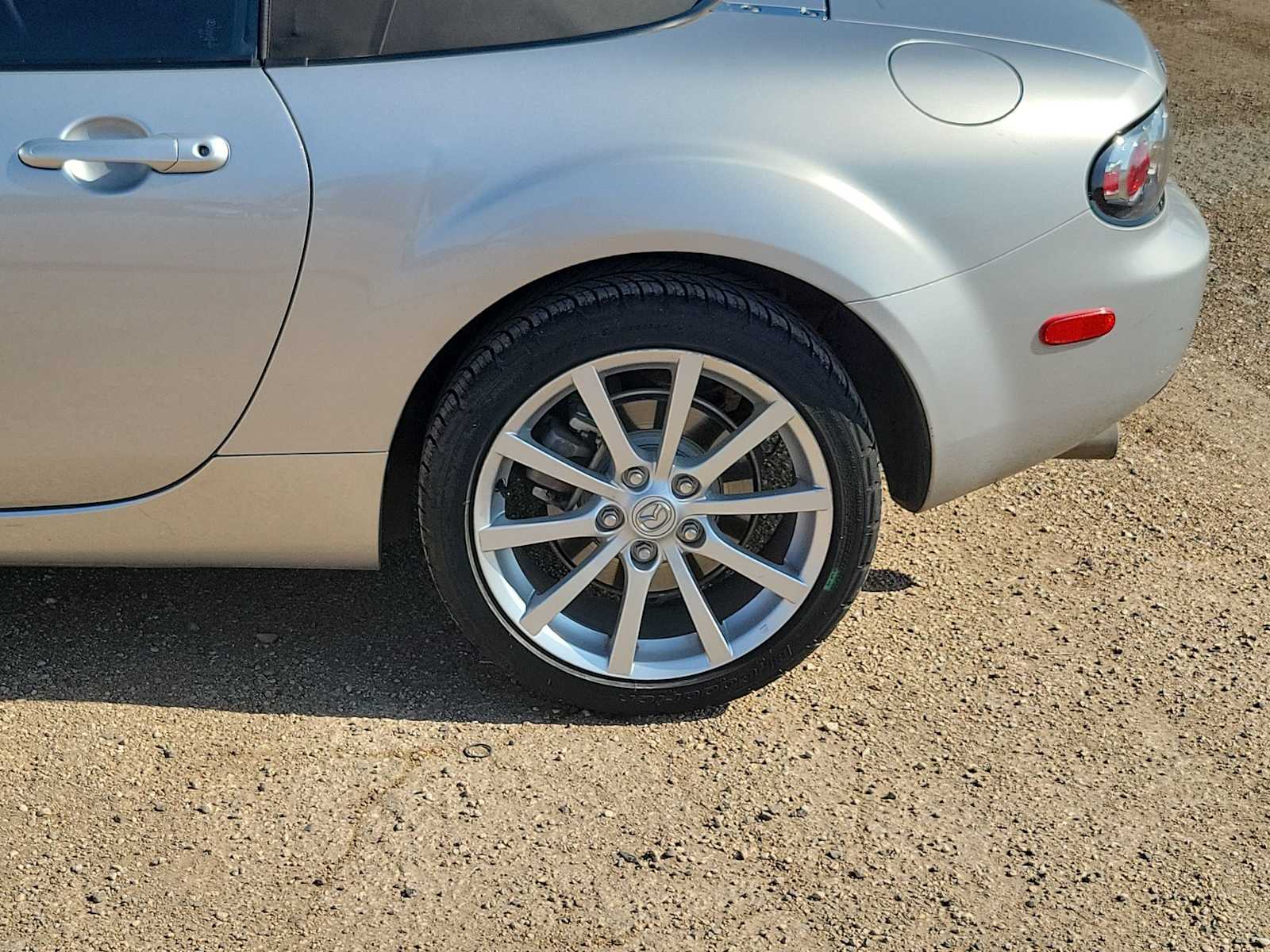 Thumbnail: 2007 Mazda MX-5 Miata - 16