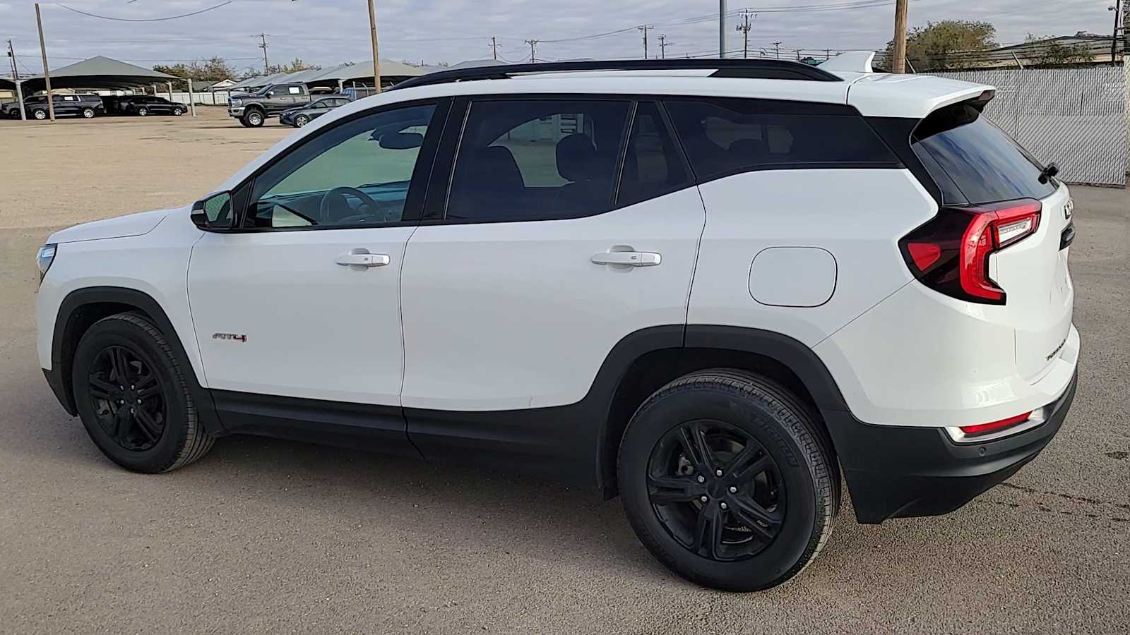 Thumbnail: 2022 GMC Terrain - 6