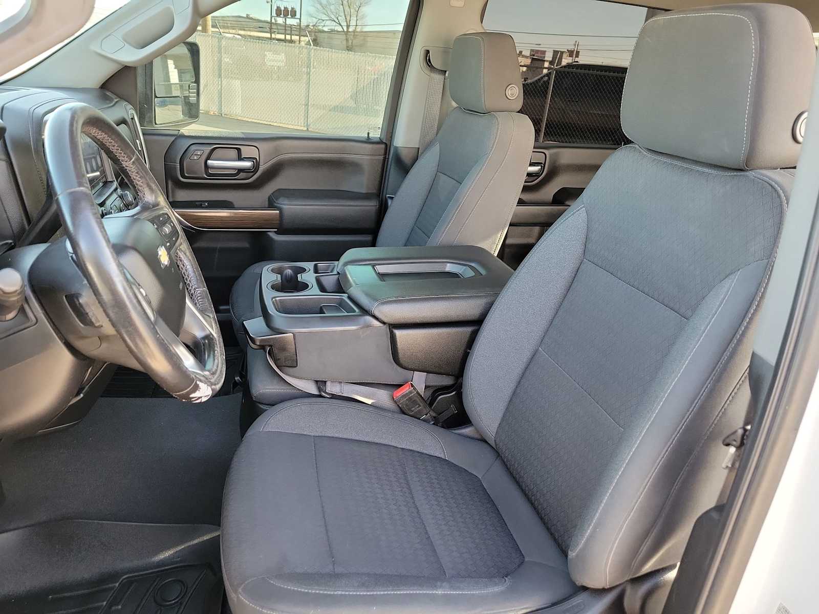 Thumbnail: 2022 Chevrolet Silverado 3500 - 15