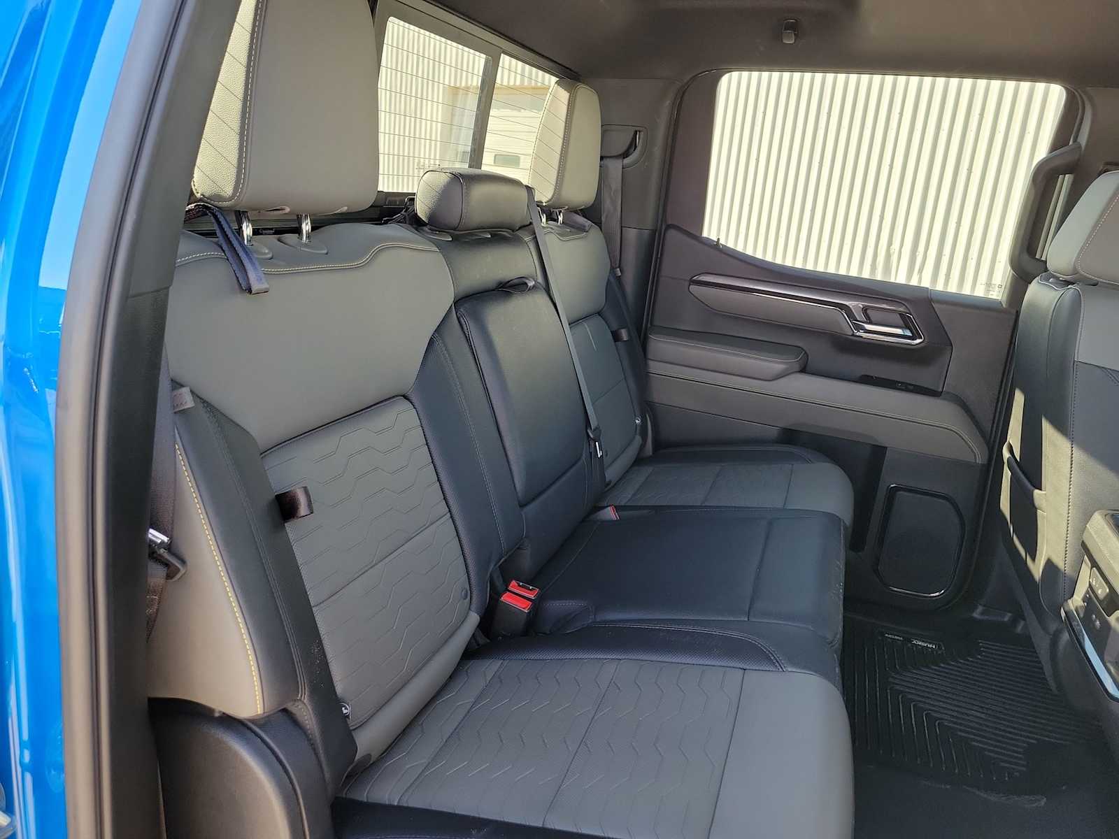 Thumbnail: 2023 Chevrolet Silverado 1500 - 17