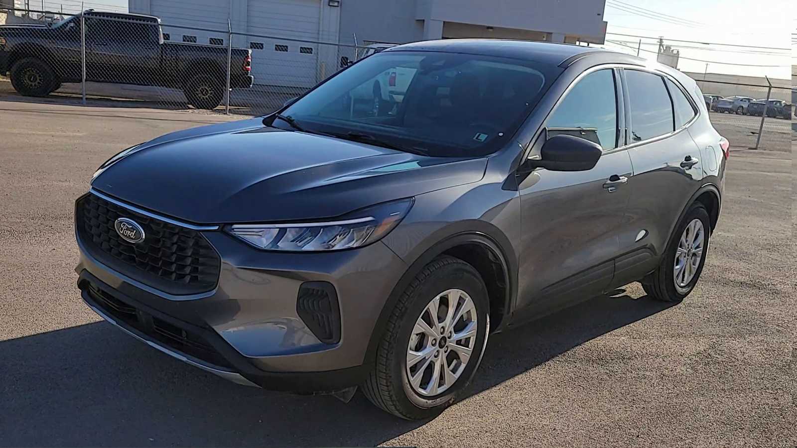 Thumbnail: 2025 Ford Escape - 4