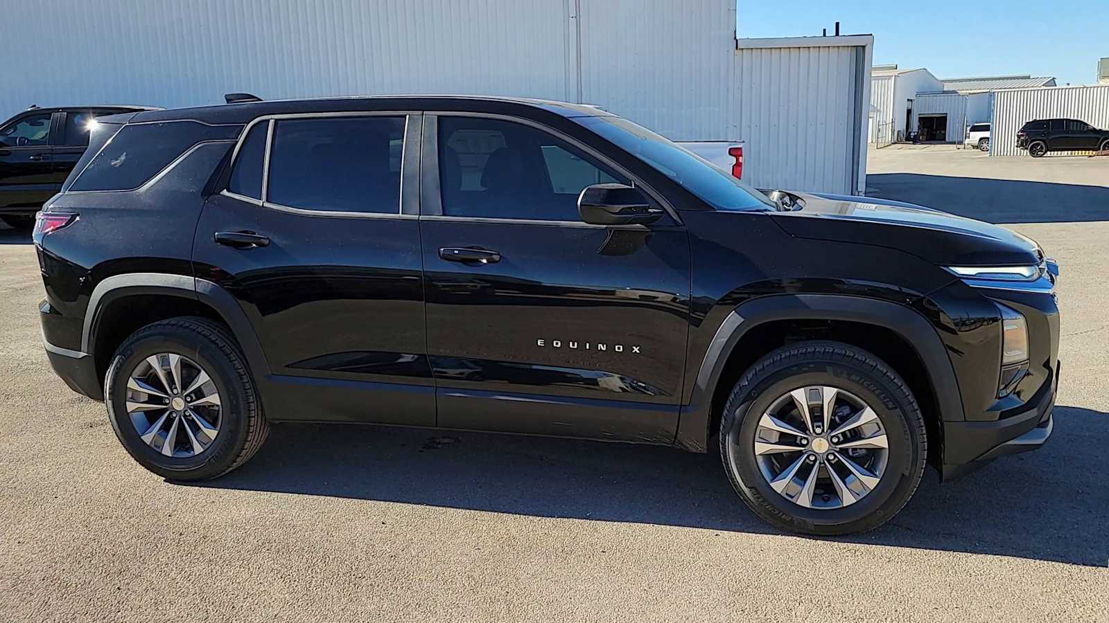 Thumbnail: 2026 Chevrolet Equinox - 9