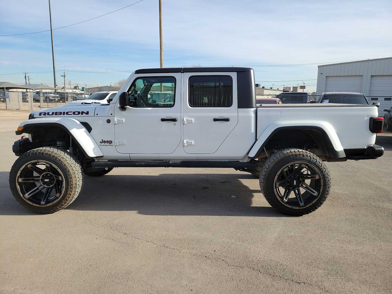Thumbnail: 2021 Jeep Gladiator - 11