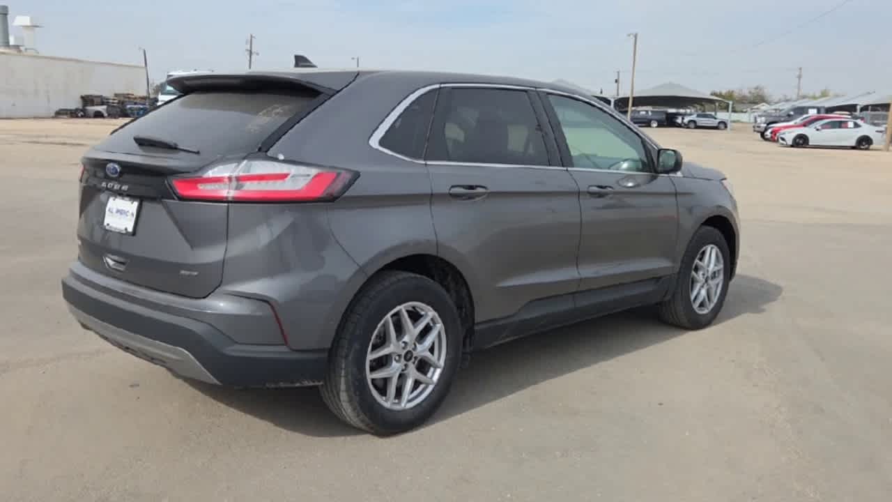 Thumbnail: 2024 Ford Edge - 8