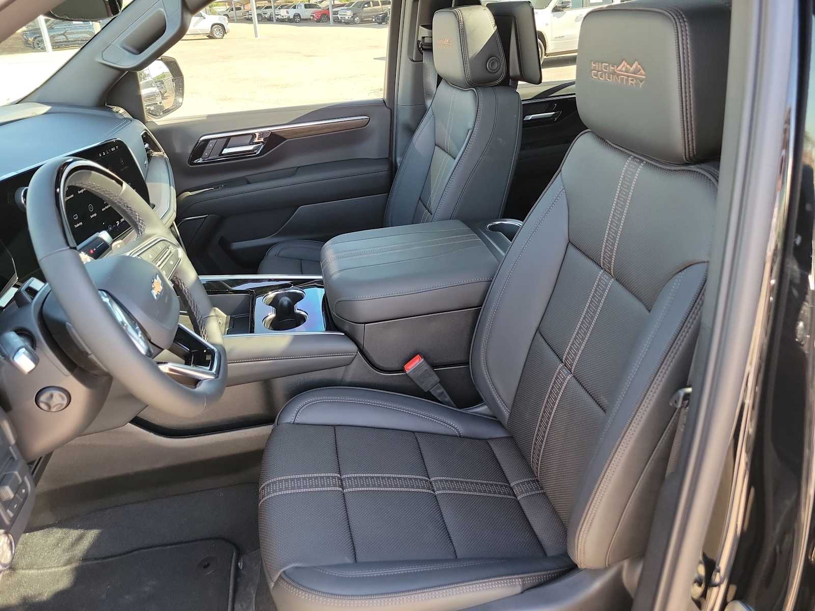 Thumbnail: 2026 Chevrolet Tahoe - 15