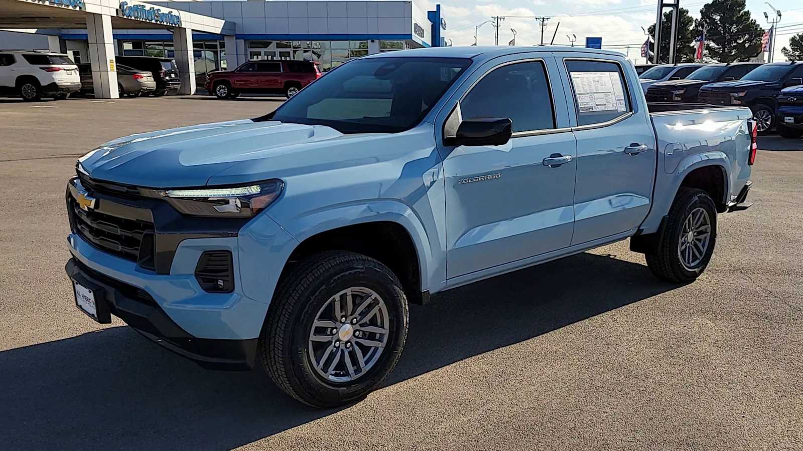 Thumbnail: 2026 Chevrolet Colorado - 4
