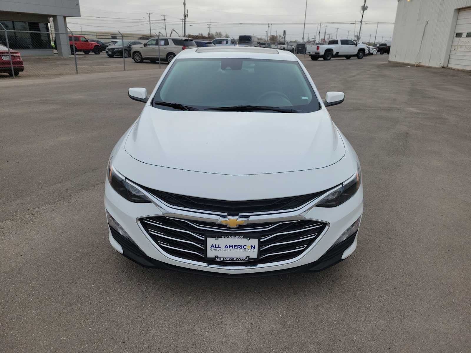 Thumbnail: 2023 Chevrolet Malibu - 14