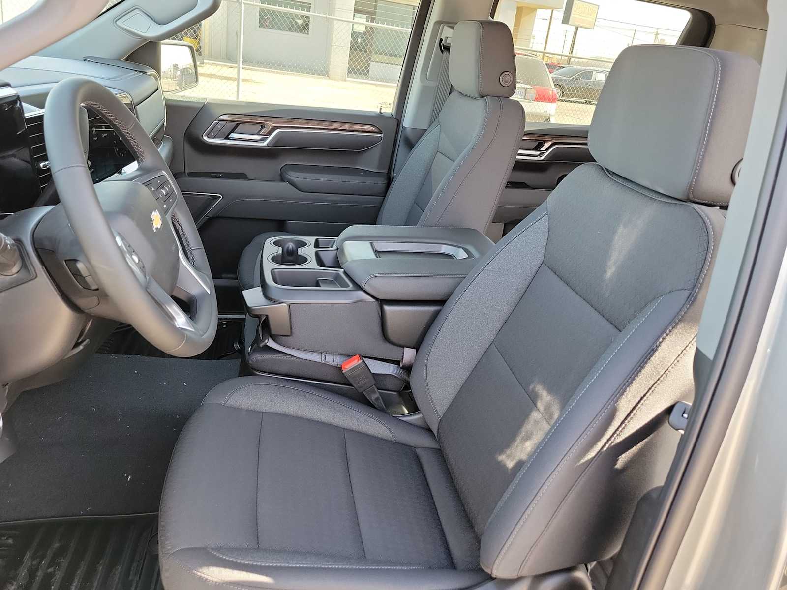 Thumbnail: 2026 Chevrolet Silverado 1500 - 19