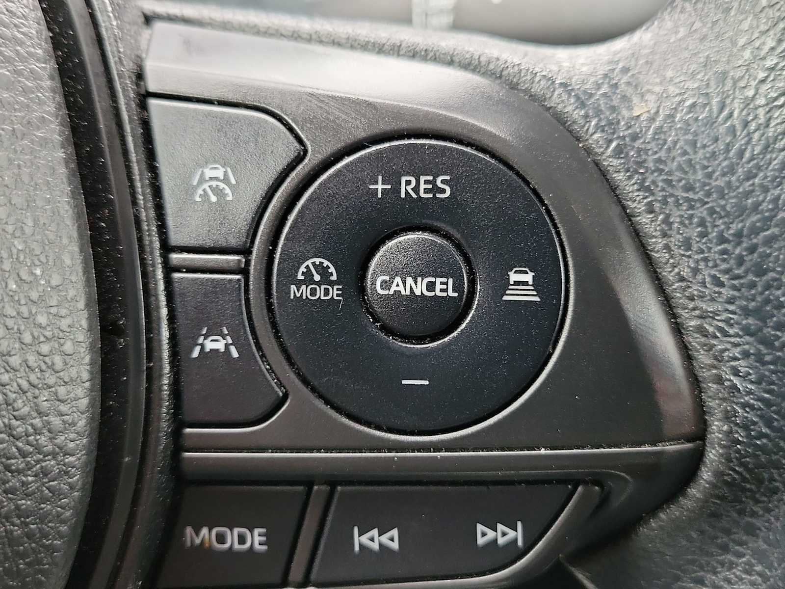 Thumbnail: 2023 Toyota Corolla - 27