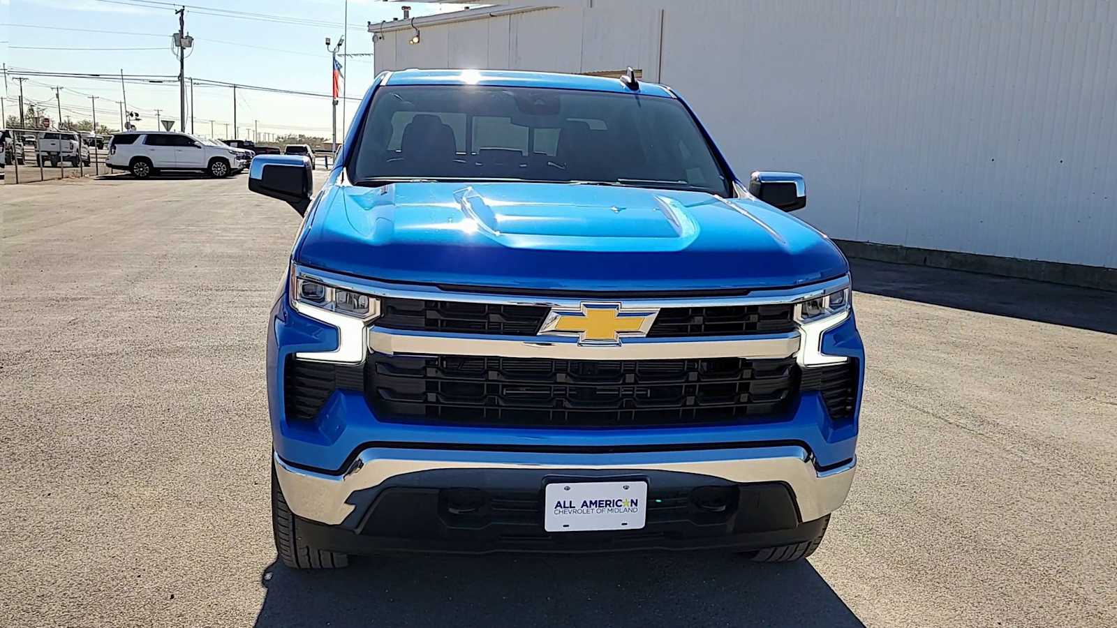 Thumbnail: 2026 Chevrolet Silverado 1500 - 3