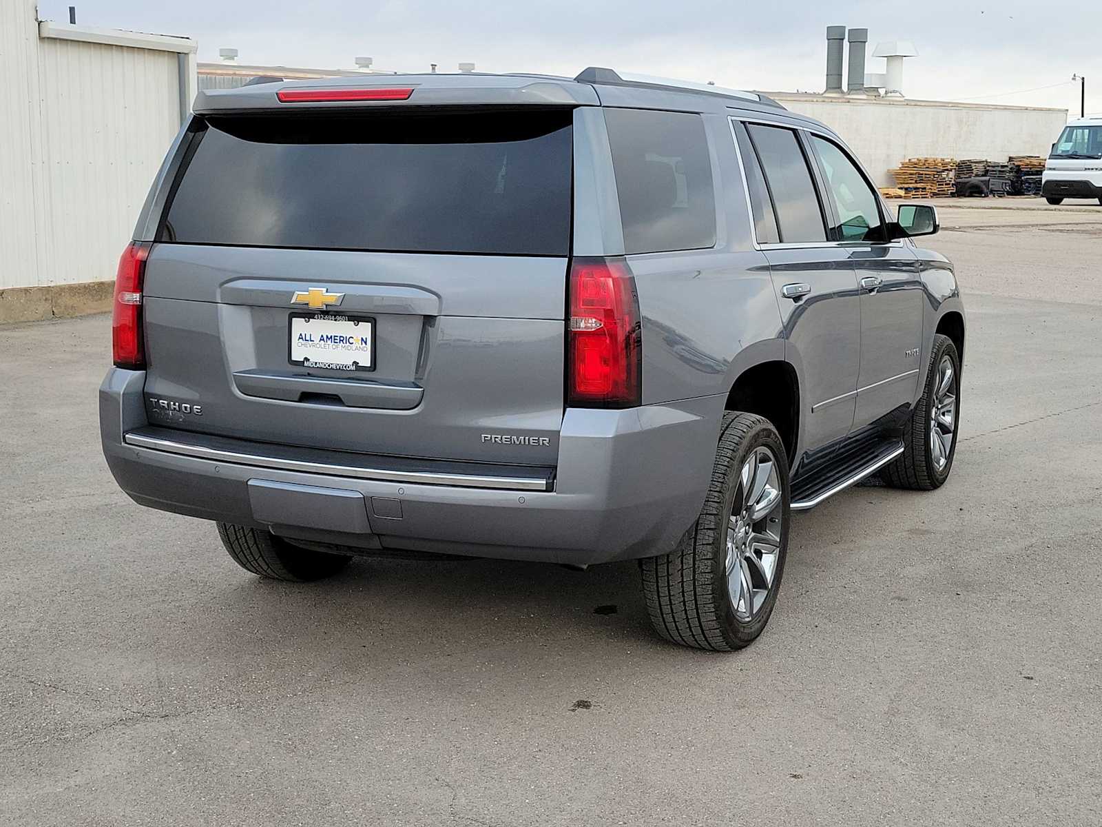 Thumbnail: 2019 Chevrolet Tahoe - 8