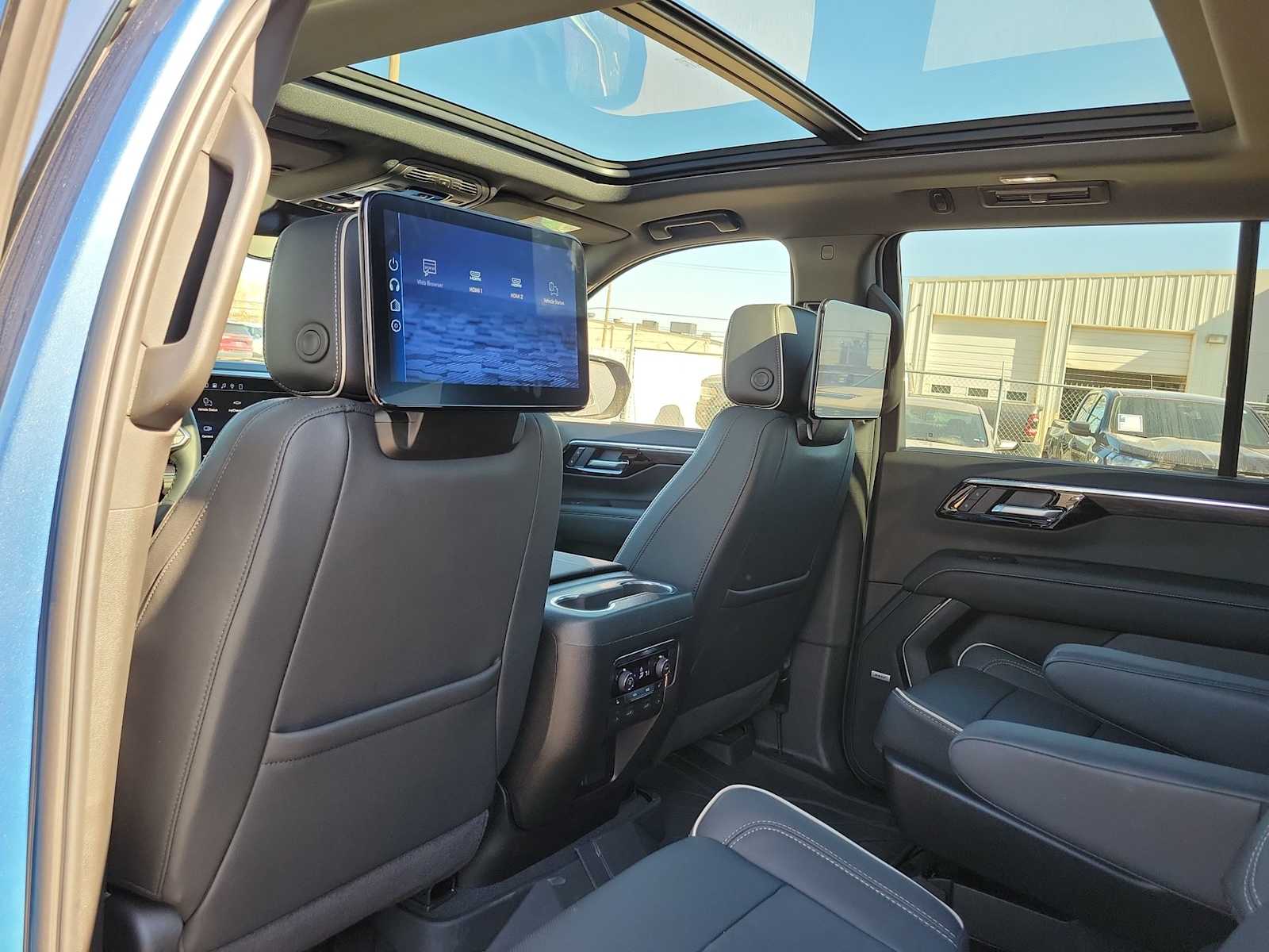 Thumbnail: 2026 Chevrolet Tahoe - 20