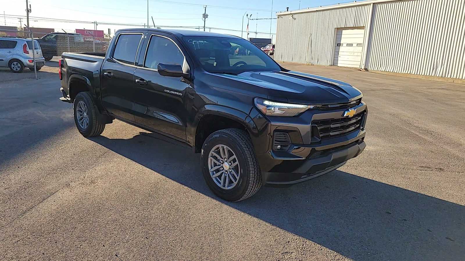 Thumbnail: 2026 Chevrolet Colorado - 2
