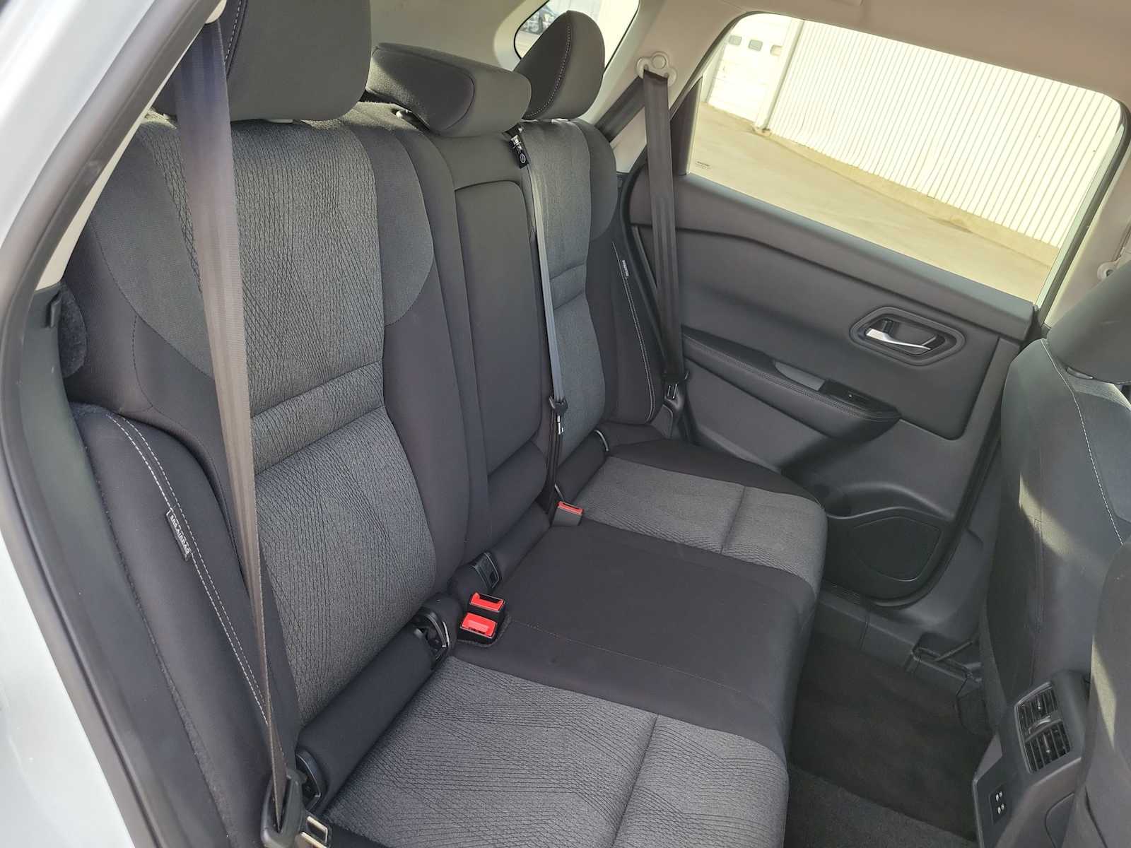 Thumbnail: 2025 Nissan Rogue - 17