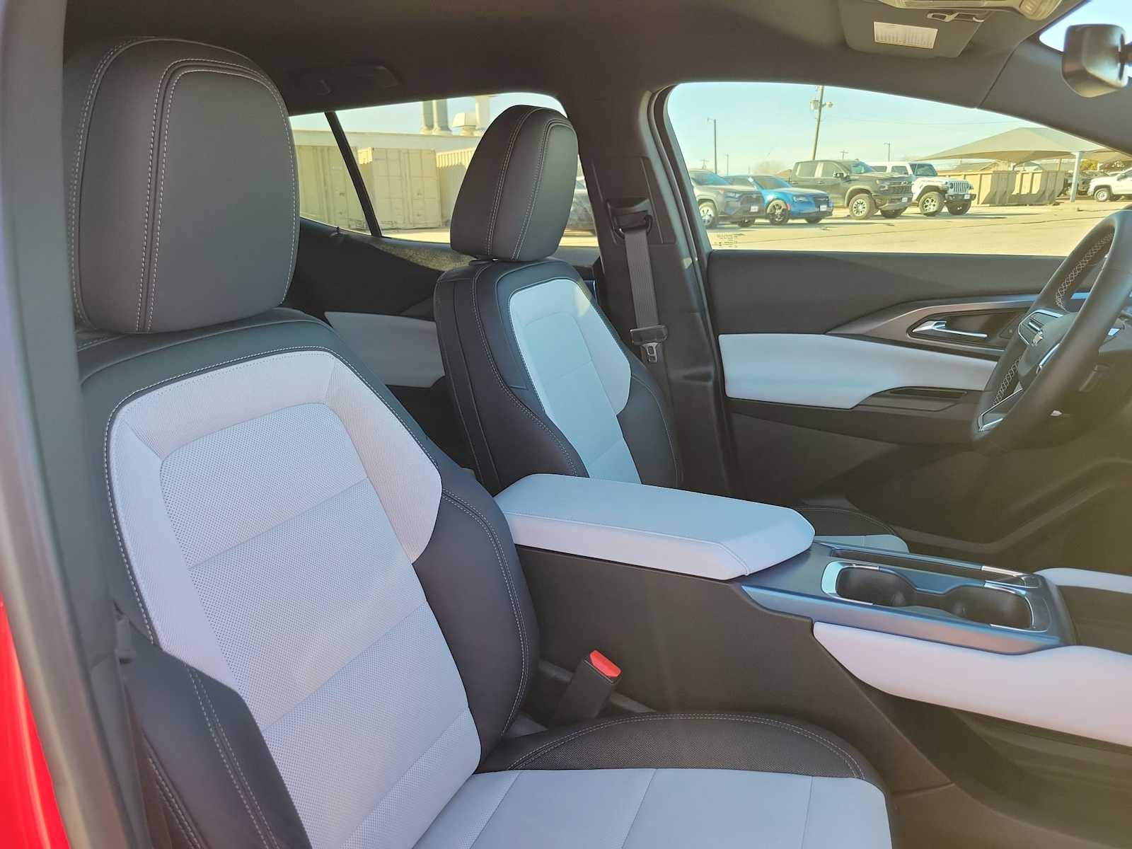 Thumbnail: 2024 Chevrolet Equinox - 22