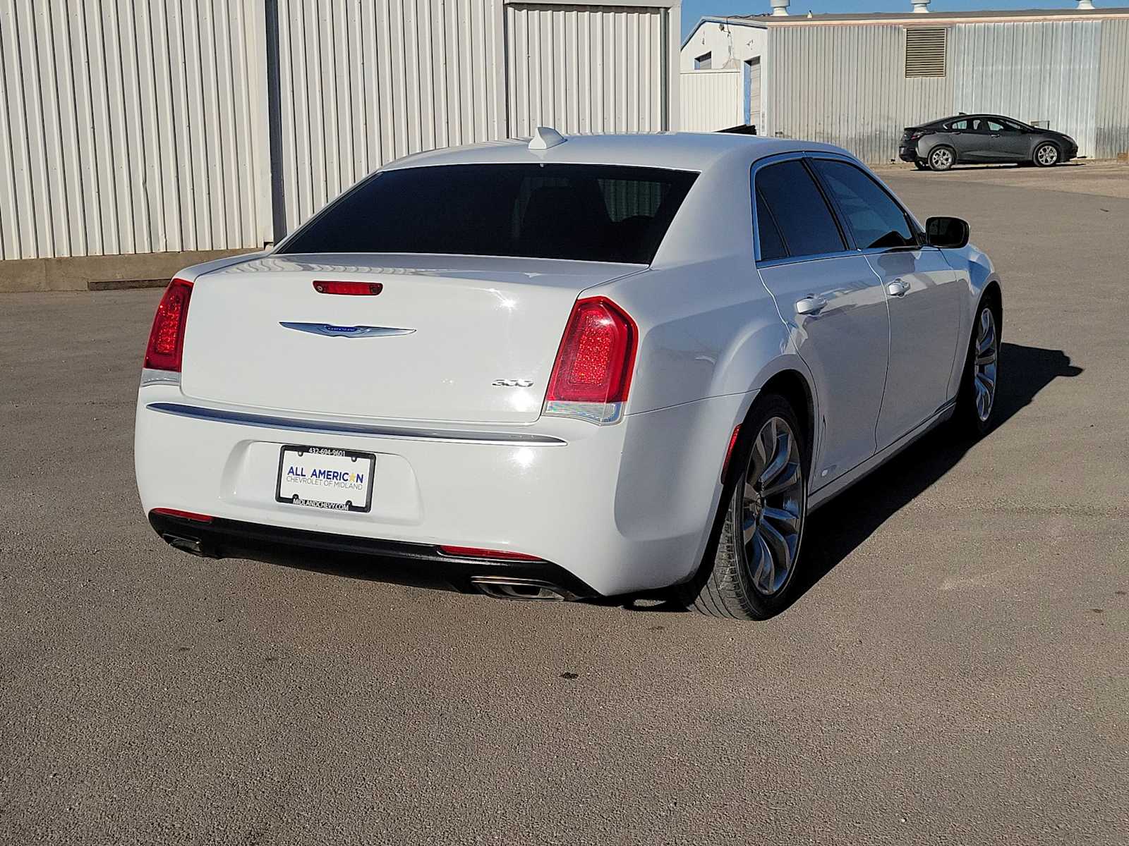 Thumbnail: 2019 Chrysler 300 - 8