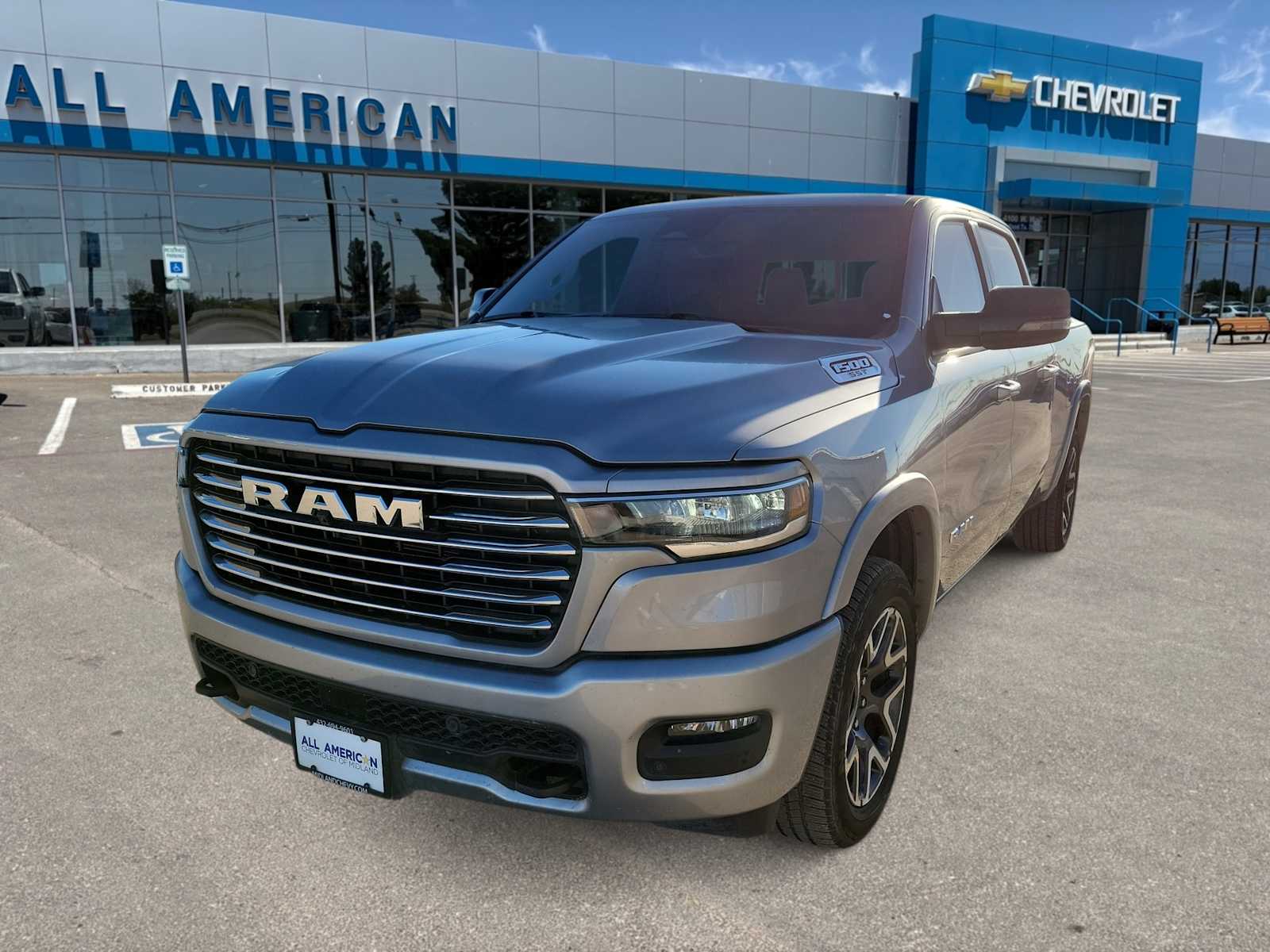 Thumbnail: 2025 RAM 1500 - 1