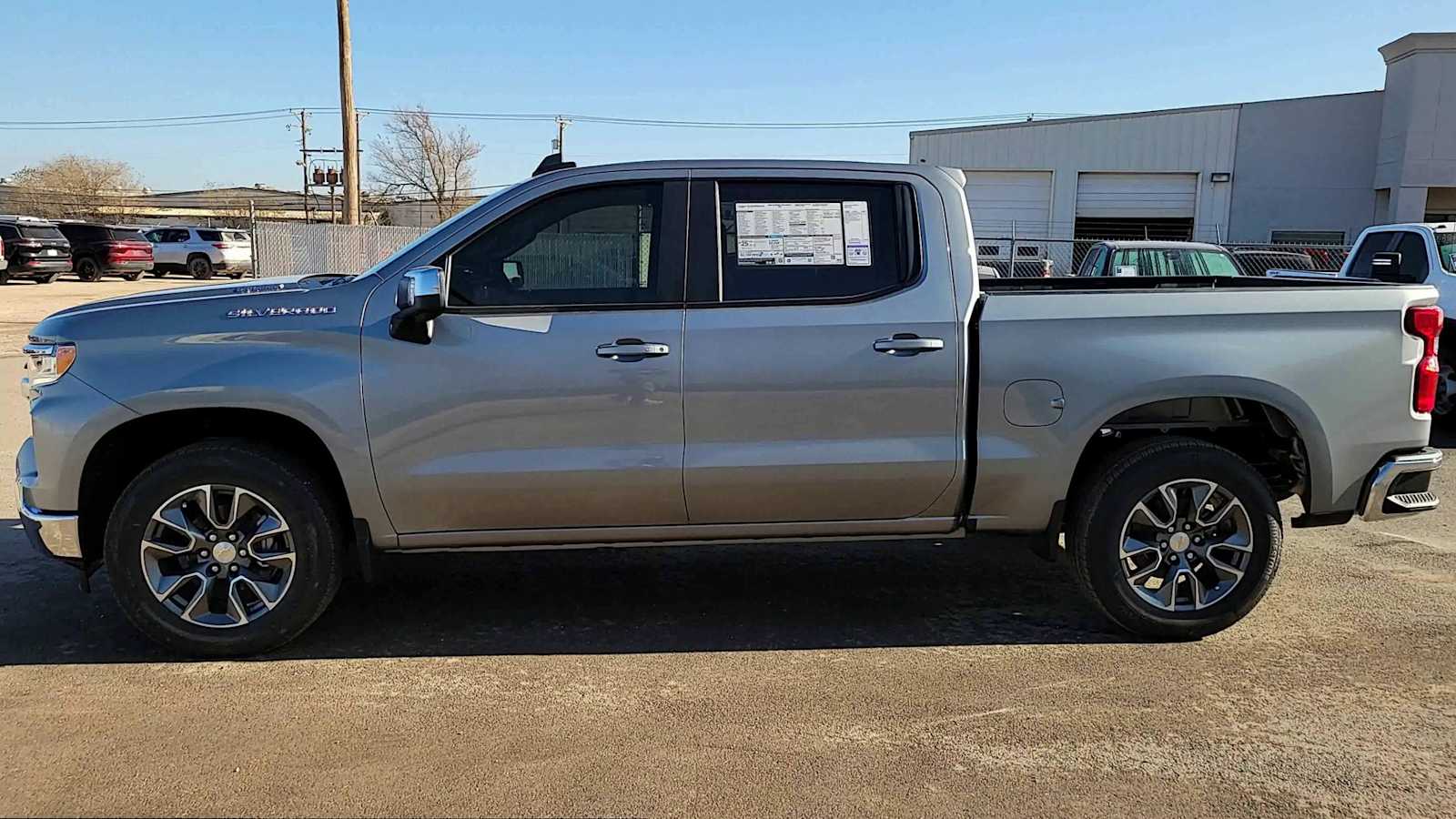 Thumbnail: 2026 Chevrolet Silverado 1500 - 5