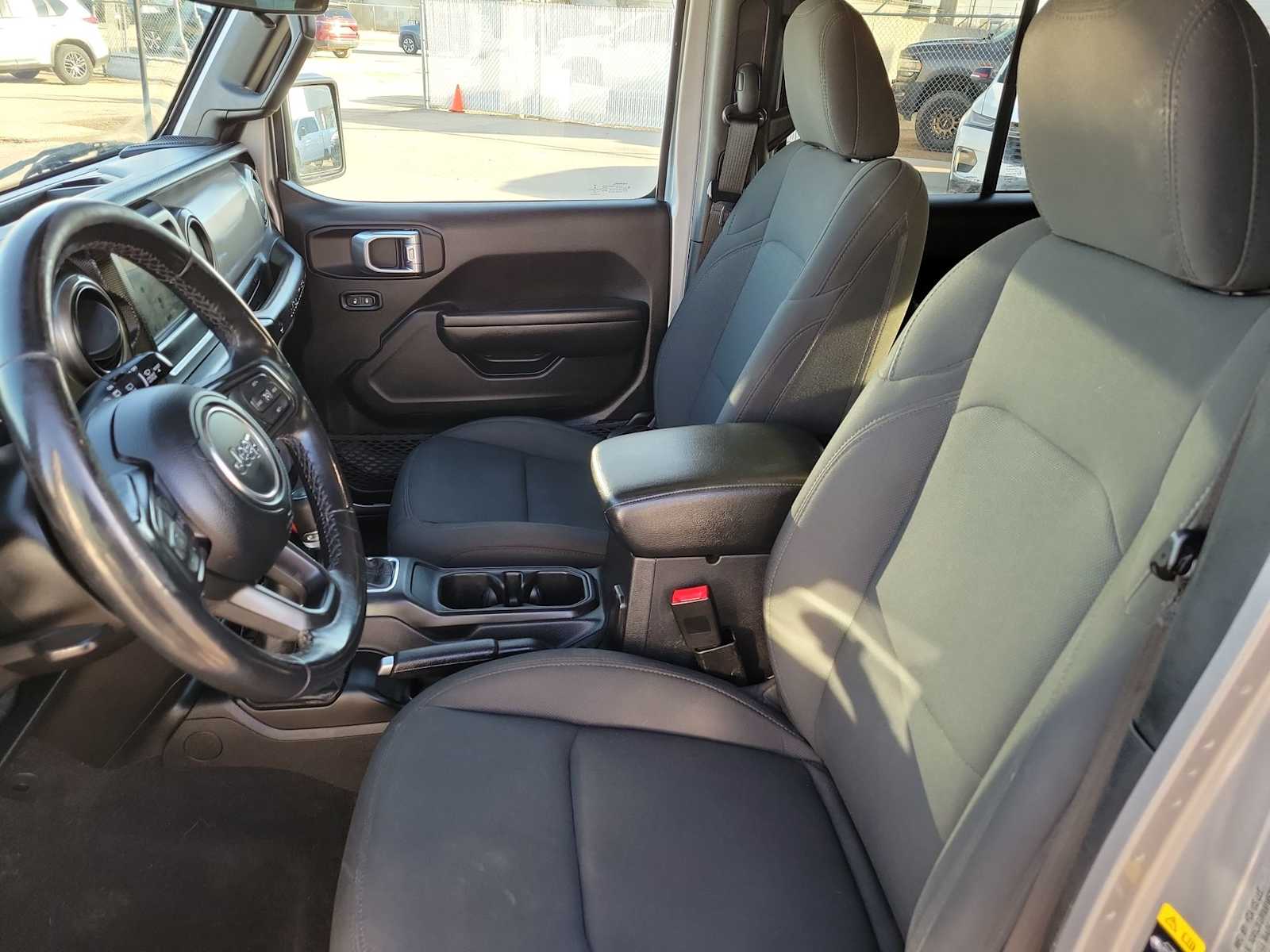 Thumbnail: 2021 Jeep Wrangler - 19