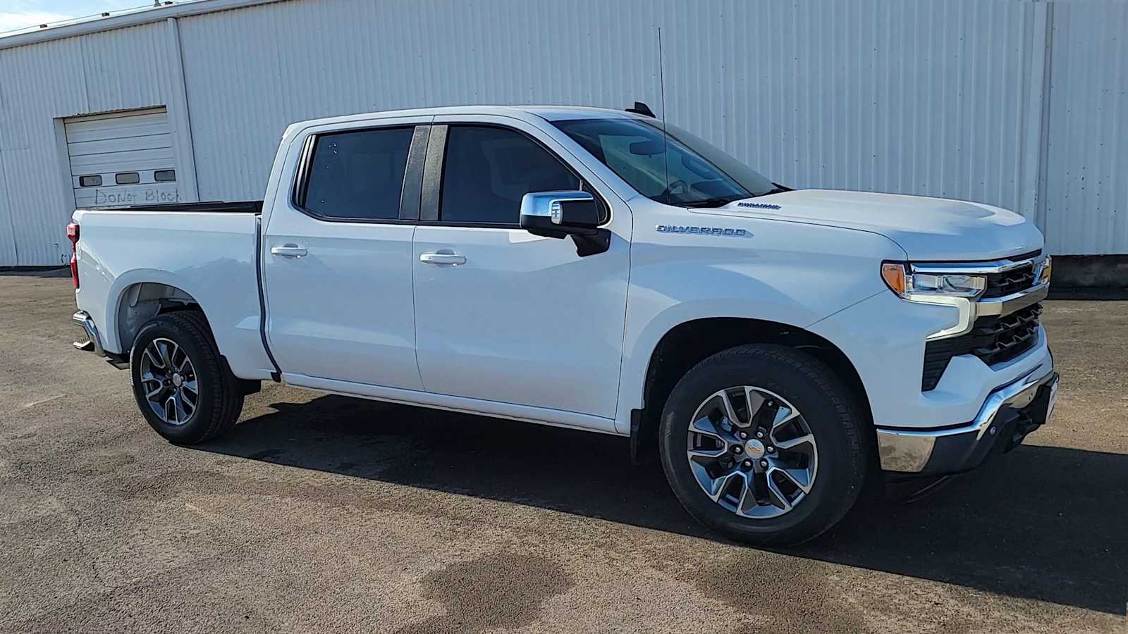 Thumbnail: 2026 Chevrolet Silverado 1500 - 2