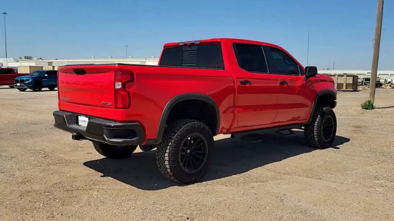 Thumbnail: 2024 Chevrolet Silverado 1500 - 8